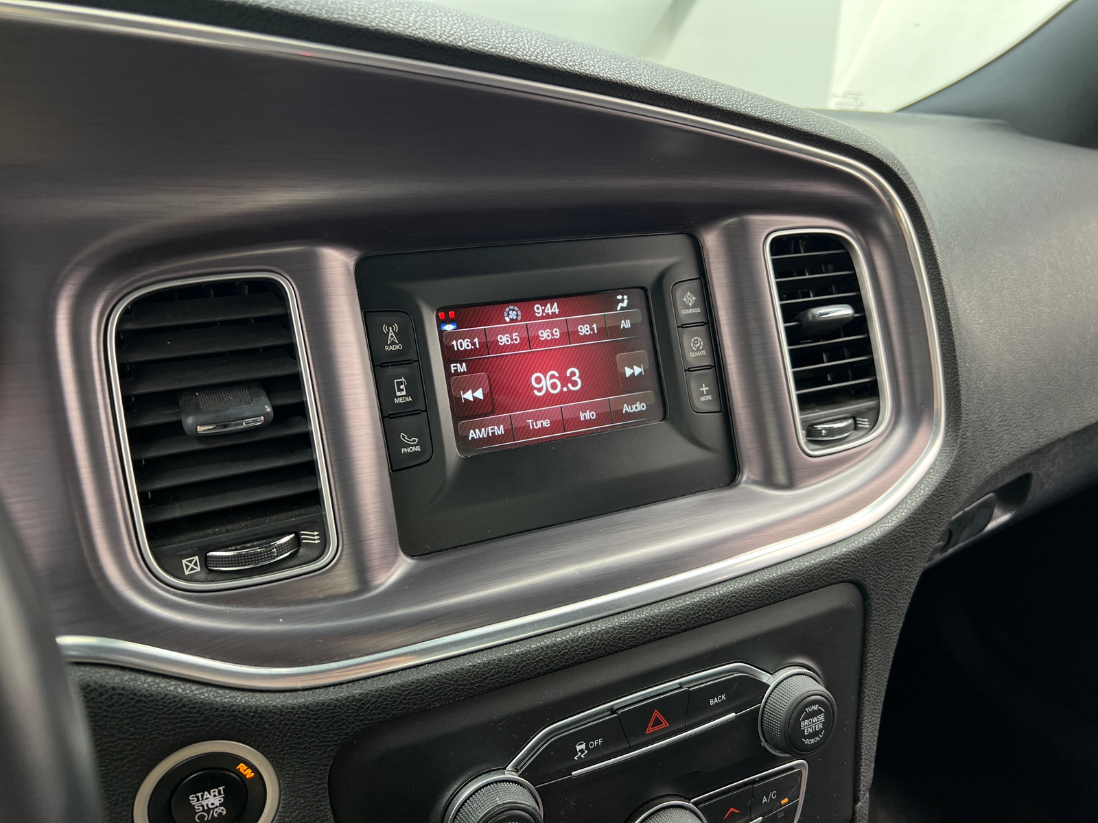 Thumbnail: 2015 Dodge Charger - 4