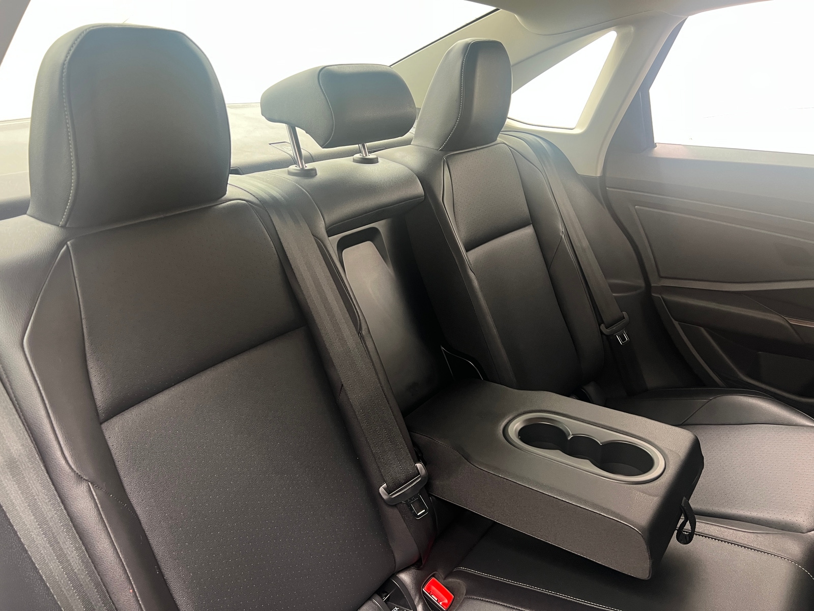 Thumbnail: 2019 Volkswagen Jetta - 6
