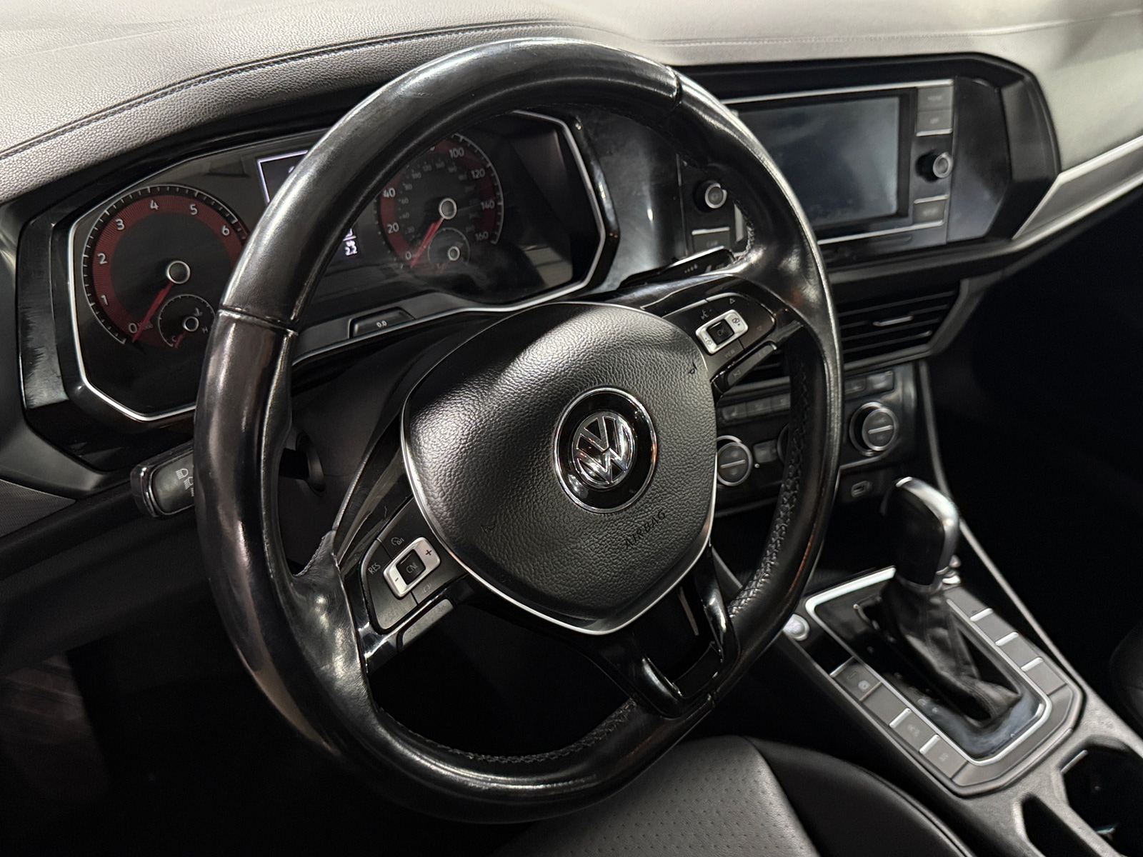 Thumbnail: 2019 Volkswagen Jetta - 5