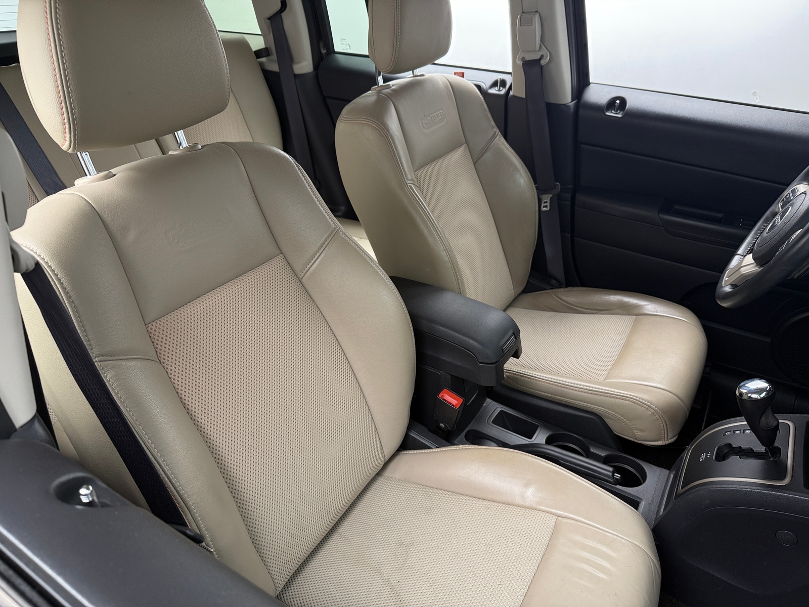 Thumbnail: 2016 Jeep Patriot - 2