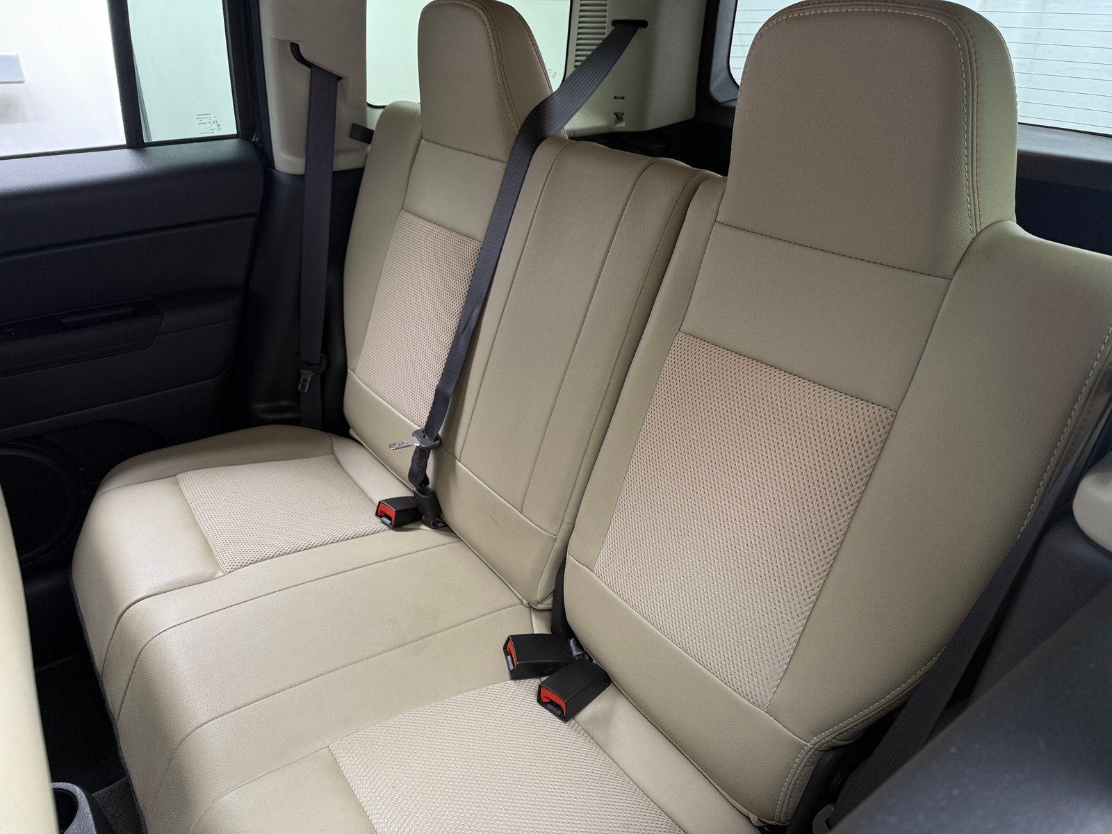 Thumbnail: 2016 Jeep Patriot - 6