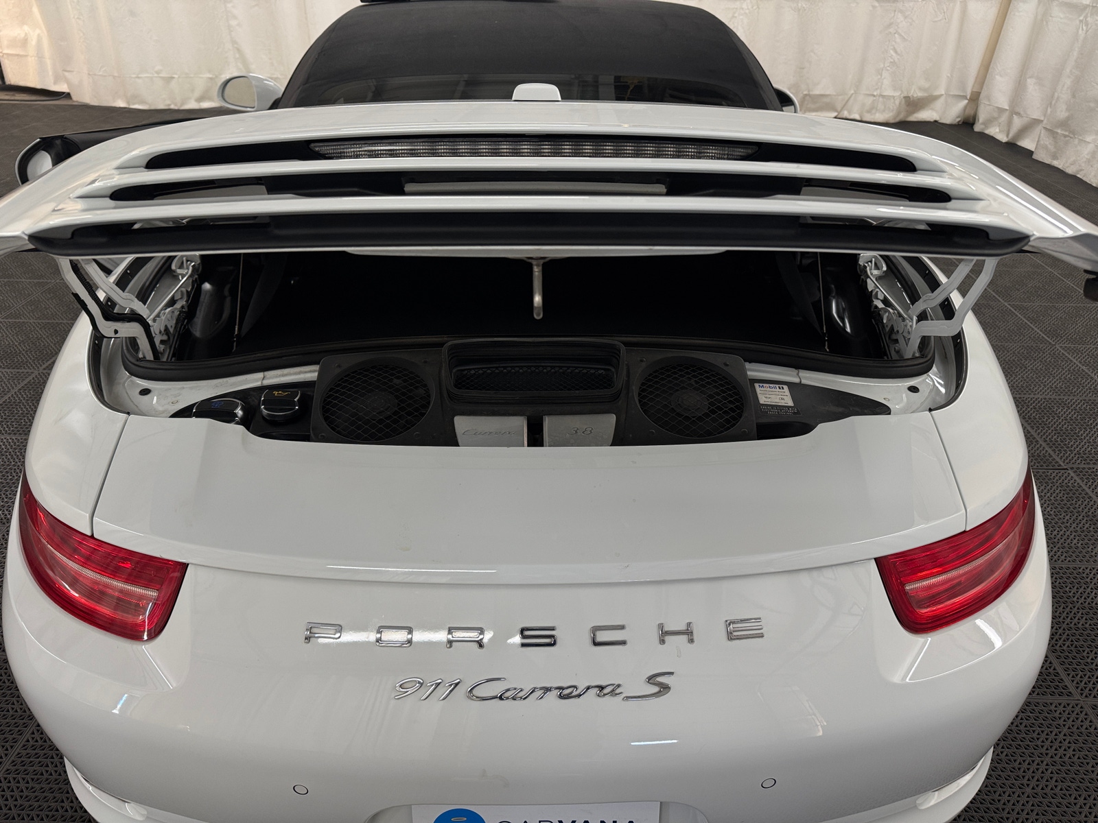 Thumbnail: 2015 Porsche 911 - 6