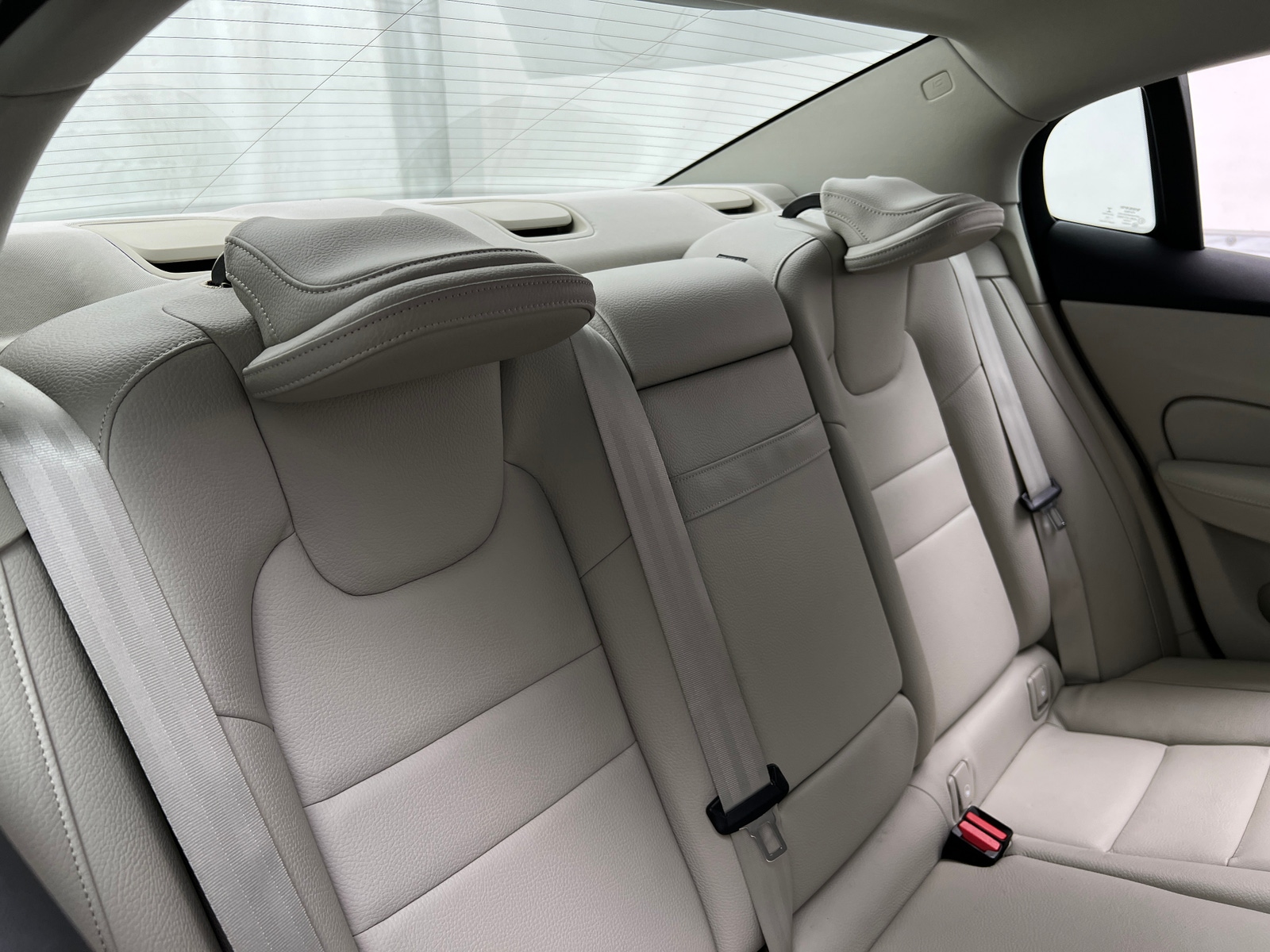 Thumbnail: 2020 Volvo S60 - 5