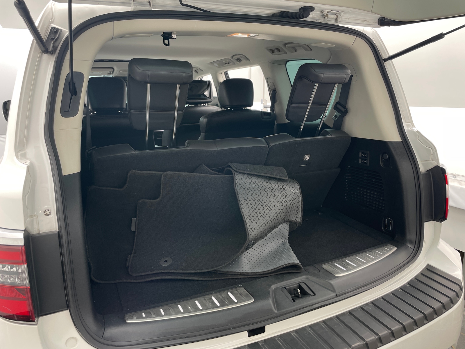 Thumbnail: 2022 Nissan Armada - 6