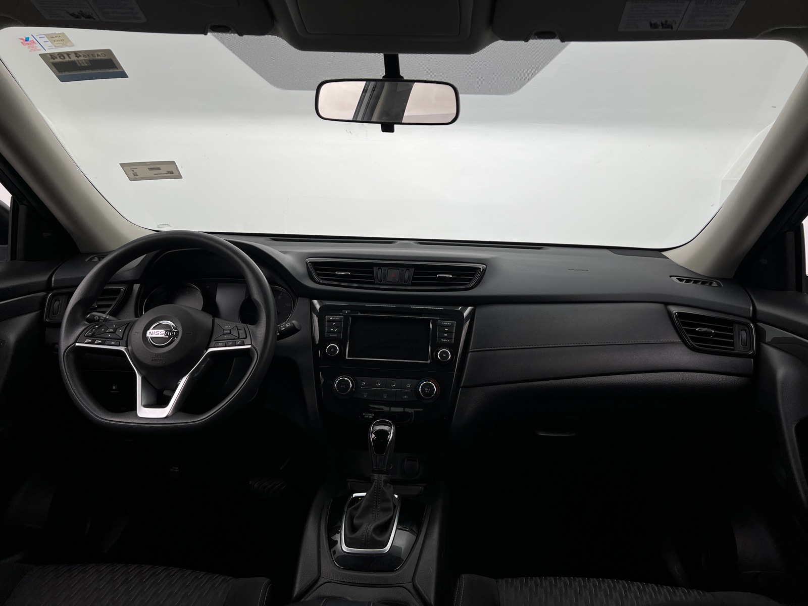 Thumbnail: 2018 Nissan Rogue - 3