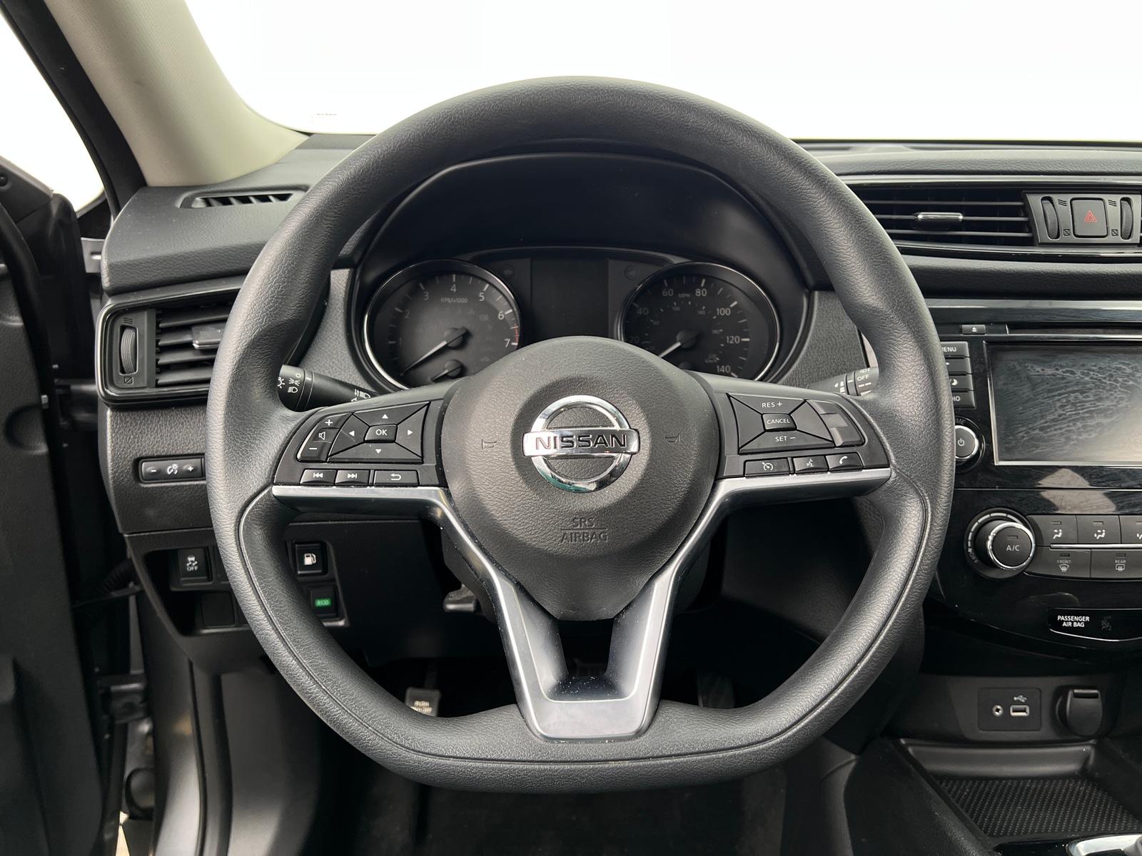 Thumbnail: 2018 Nissan Rogue - 5