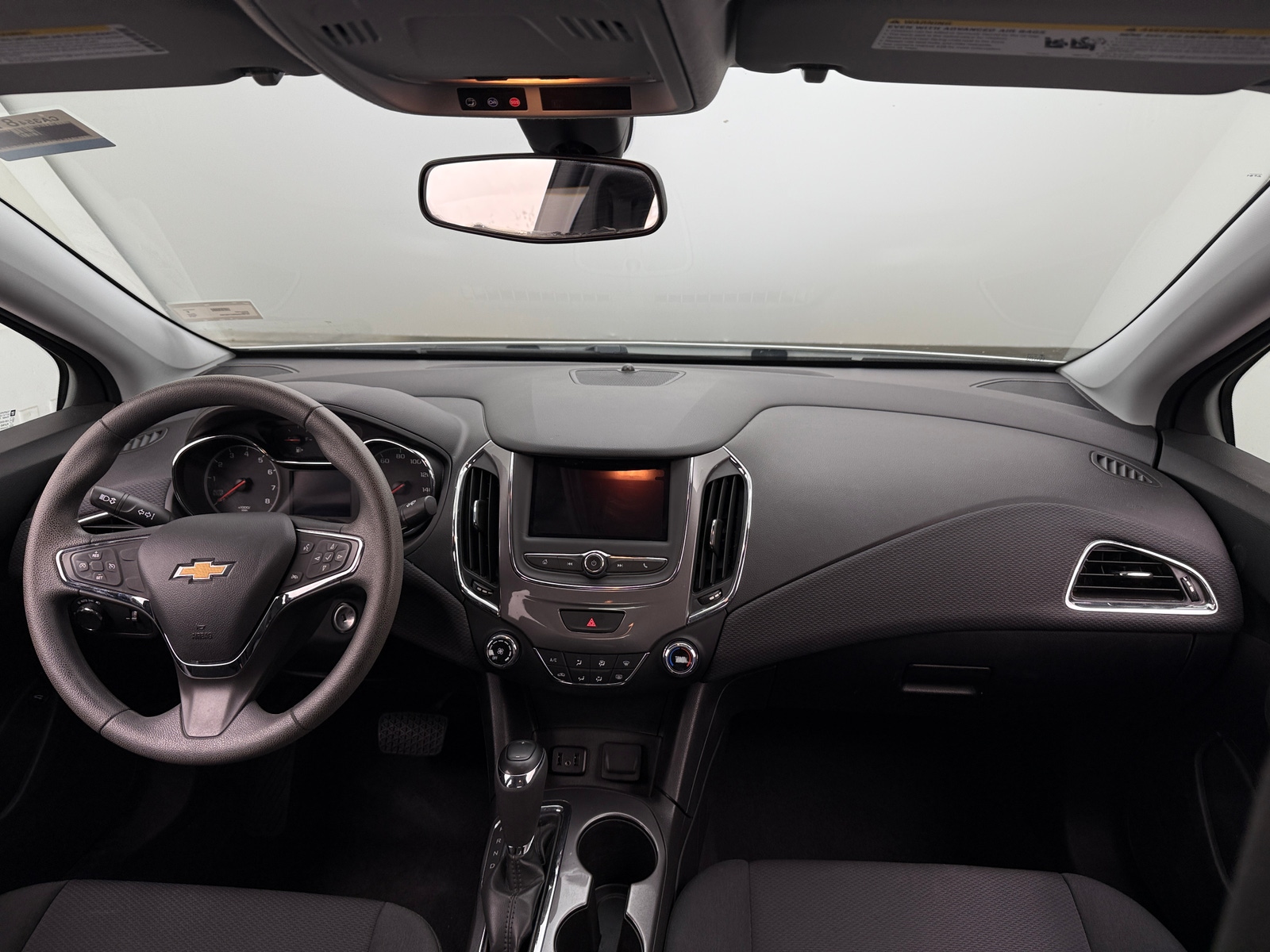 Thumbnail: 2019 Chevrolet Cruze - 3