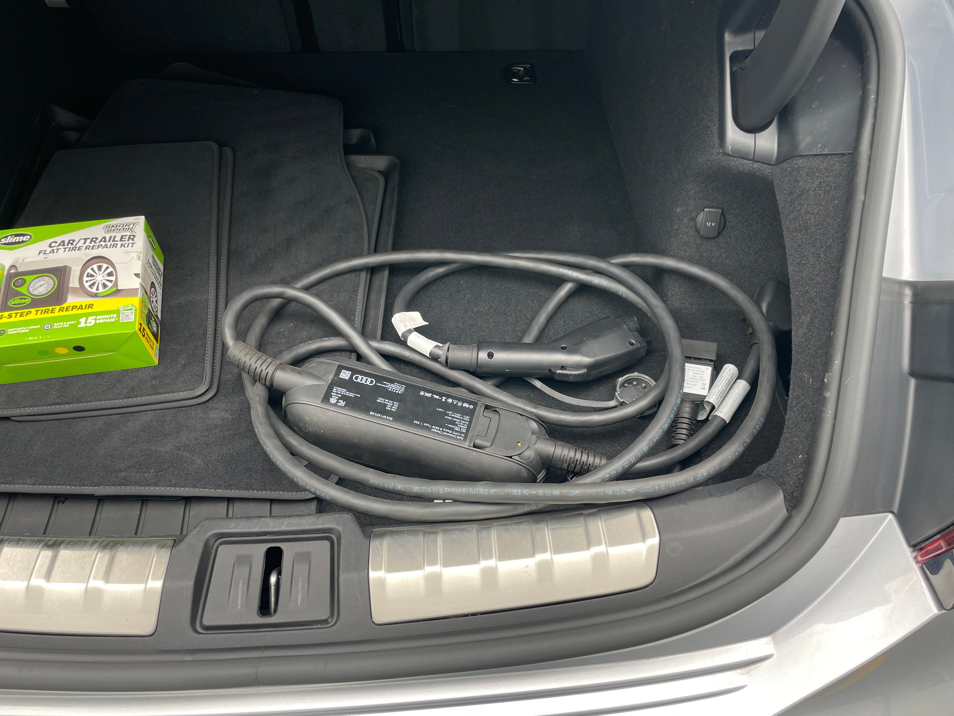 Used 2024 Audi e-tron GT Premium Plus with VIN WAUCJBFW4R7000618 for sale in Oak Creek, WI