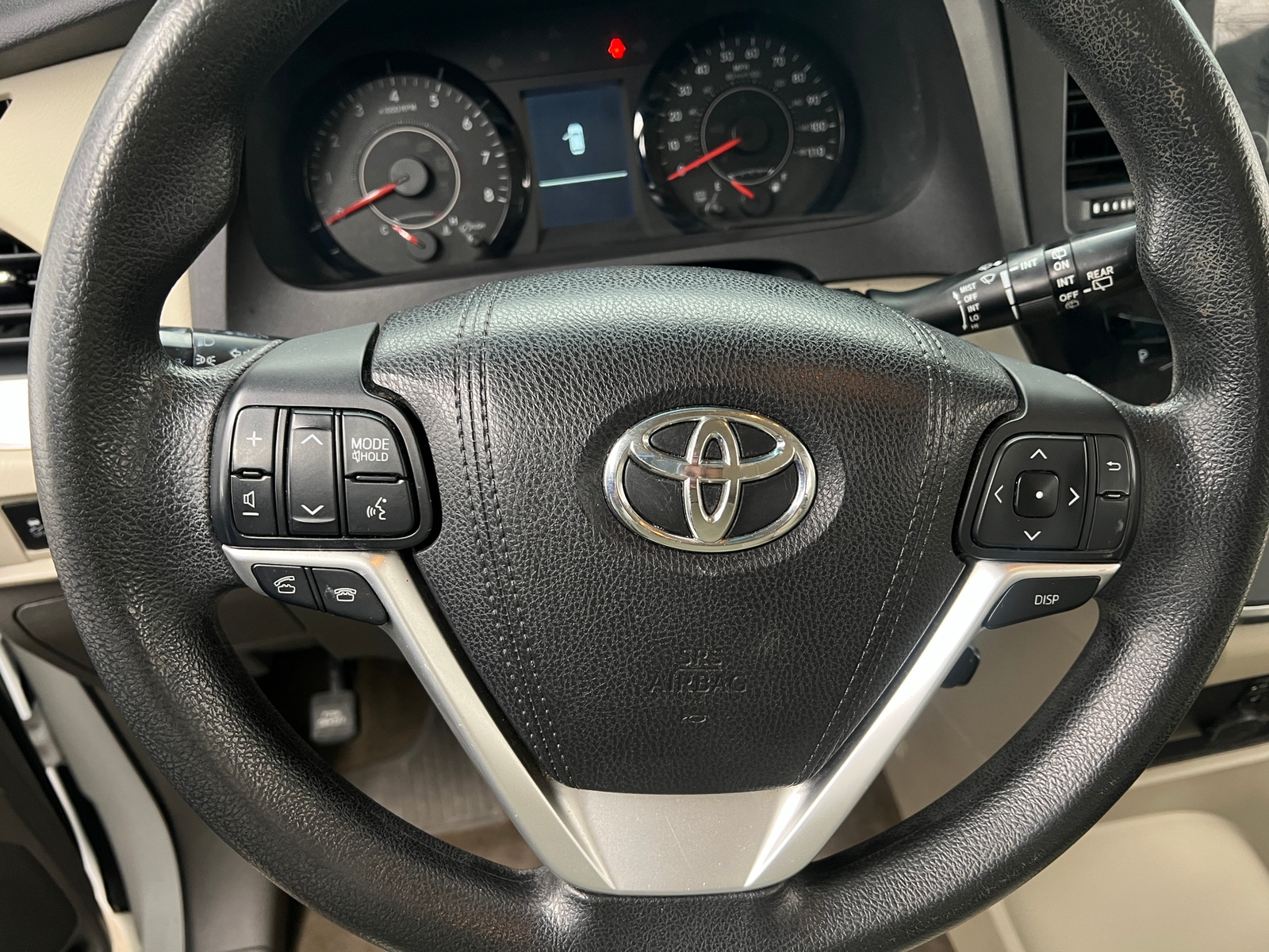 Thumbnail: 2015 Toyota Sienna - 5