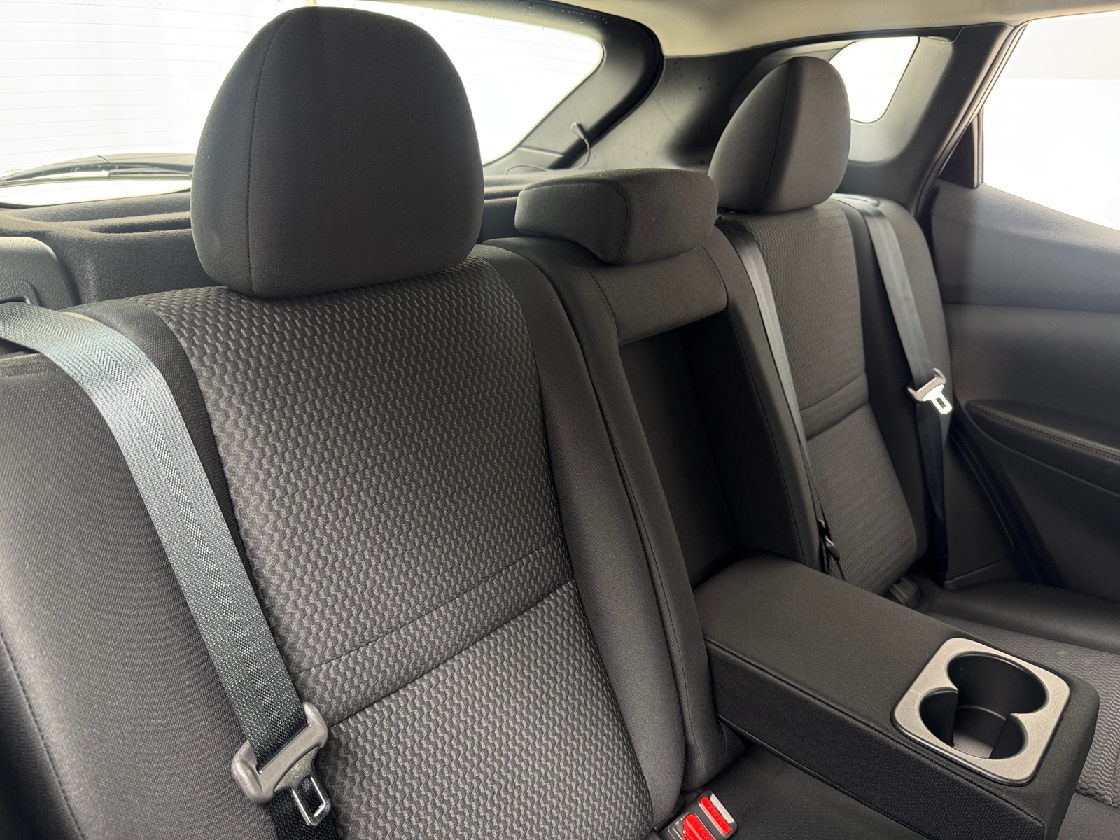 Thumbnail: 2019 Nissan Rogue Sport - 6