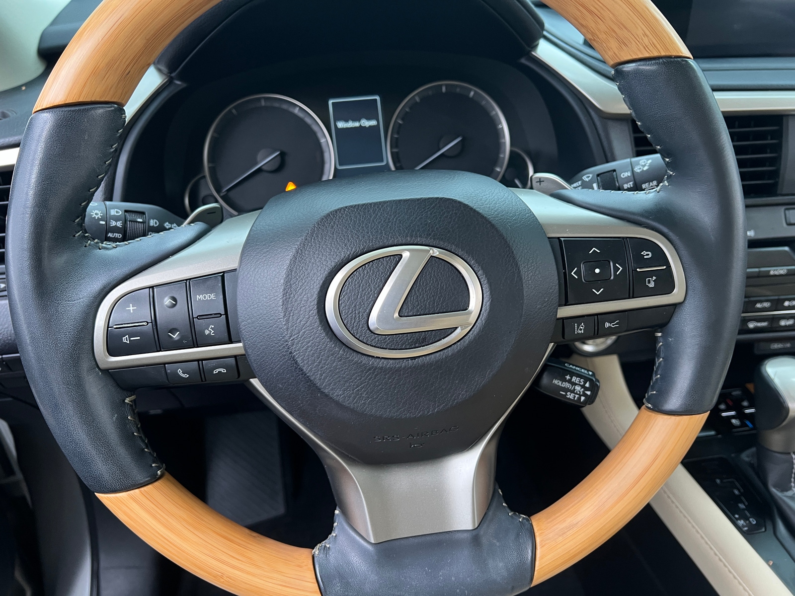 Thumbnail: 2022 Lexus RX - 4