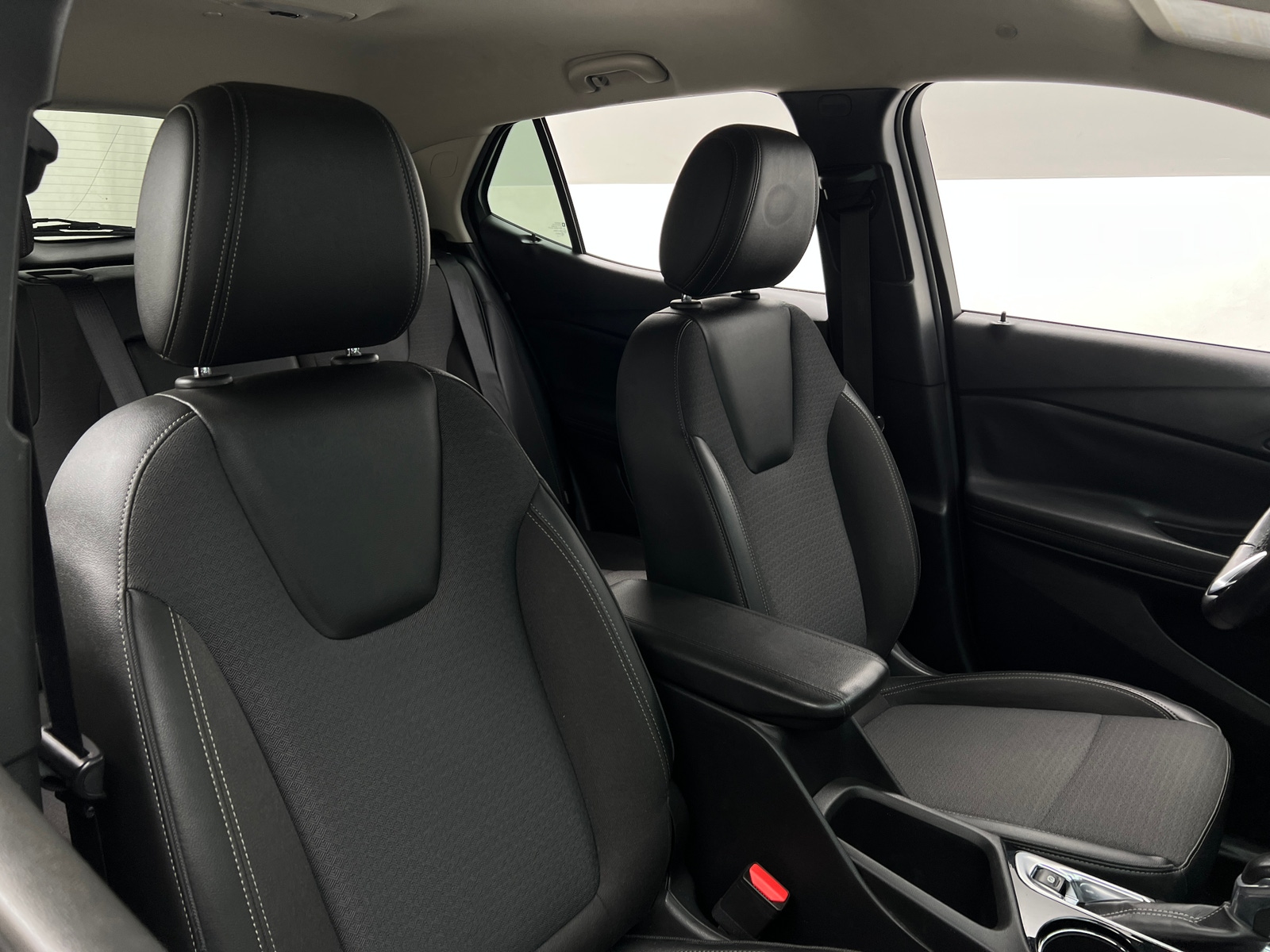 Thumbnail: 2021 Buick Encore GX - 2