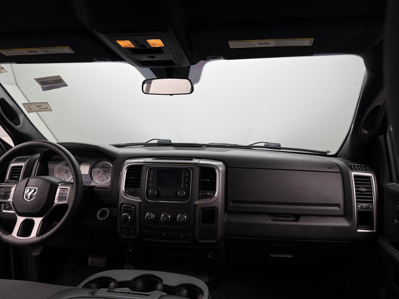 Thumbnail: 2021 RAM 1500 Classic - 3