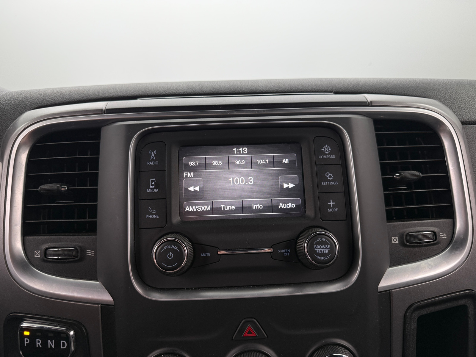 Thumbnail: 2021 RAM 1500 Classic - 4