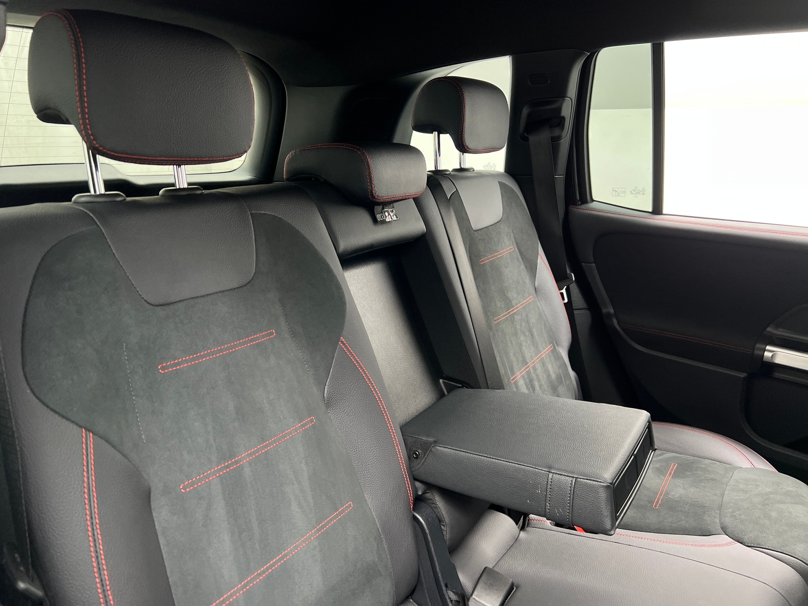 Thumbnail: 2024 Mercedes-Benz GLB - 5