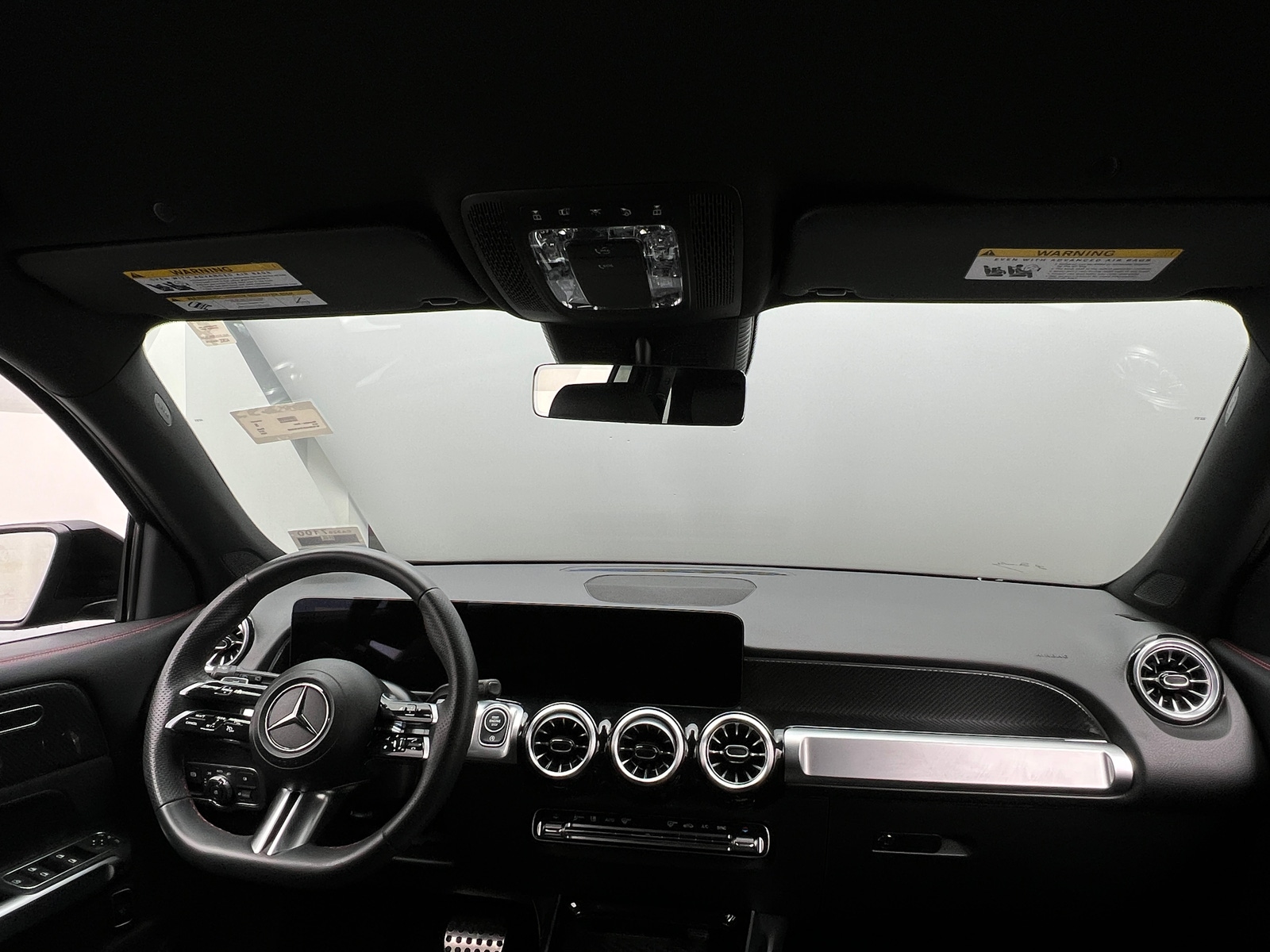 Thumbnail: 2024 Mercedes-Benz GLB - 2