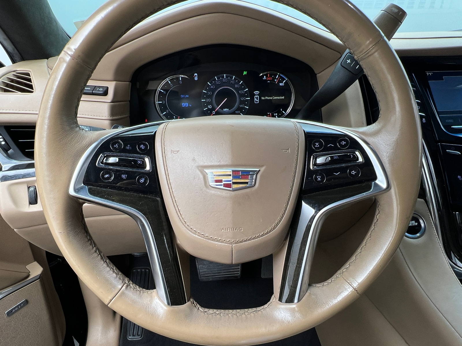Thumbnail: 2018 Cadillac Escalade - 4