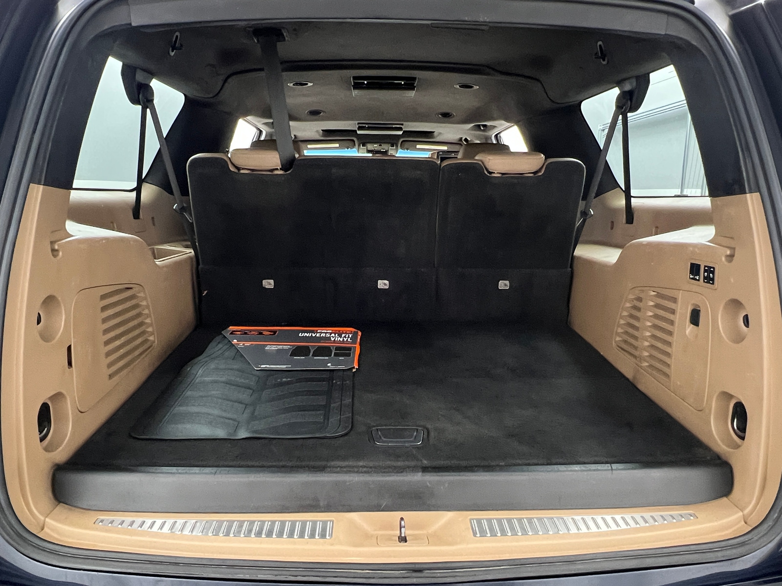 Thumbnail: 2018 Cadillac Escalade - 6