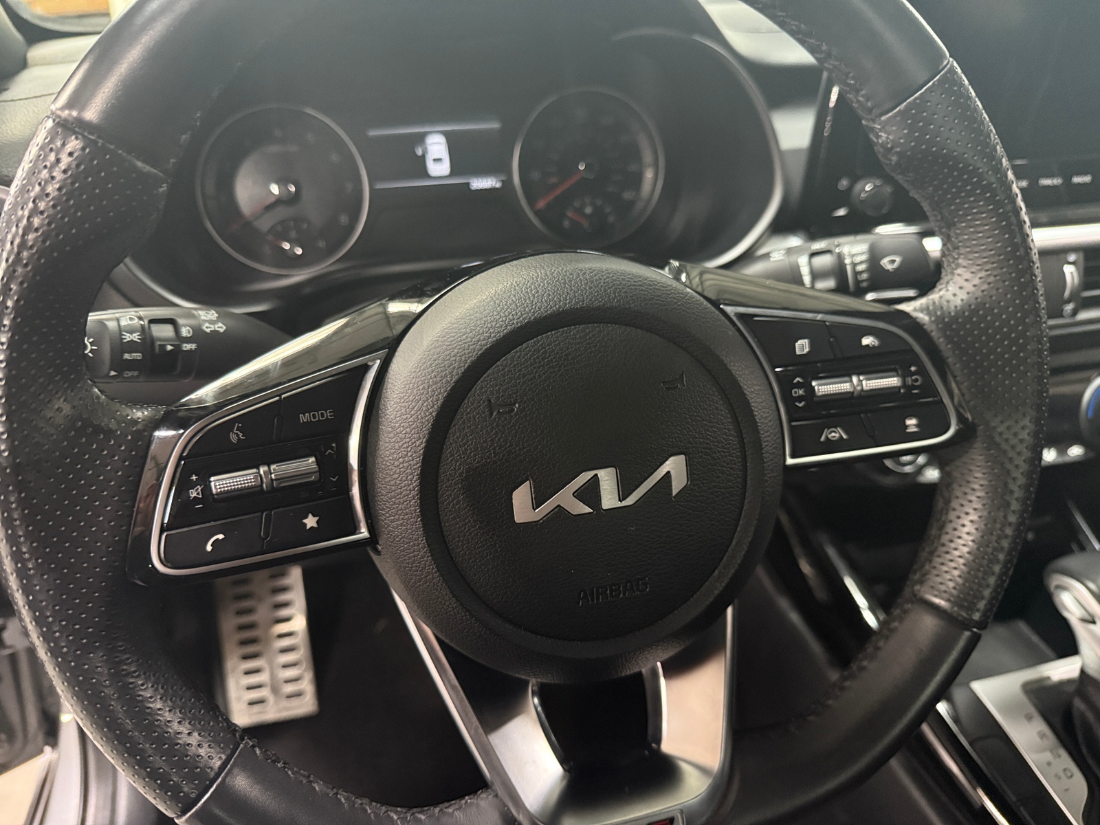Thumbnail: 2024 Kia Forte - 4