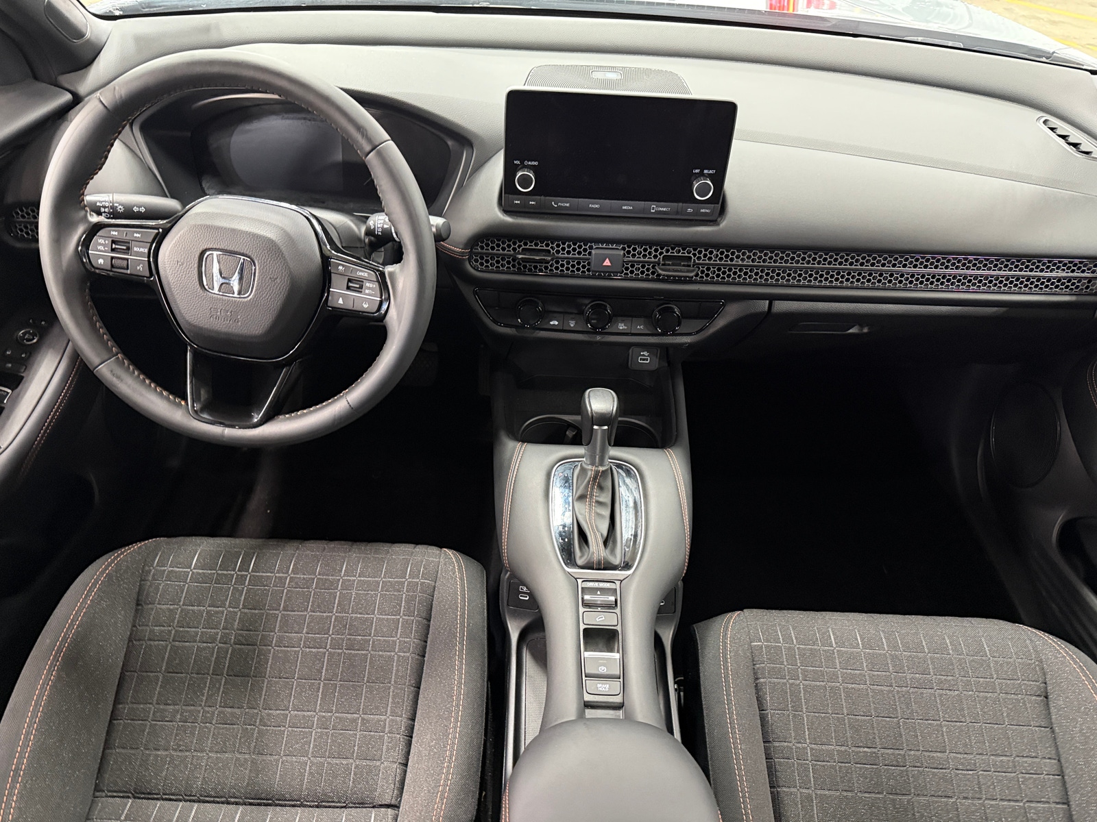 Thumbnail: 2024 Honda HR-V - 3