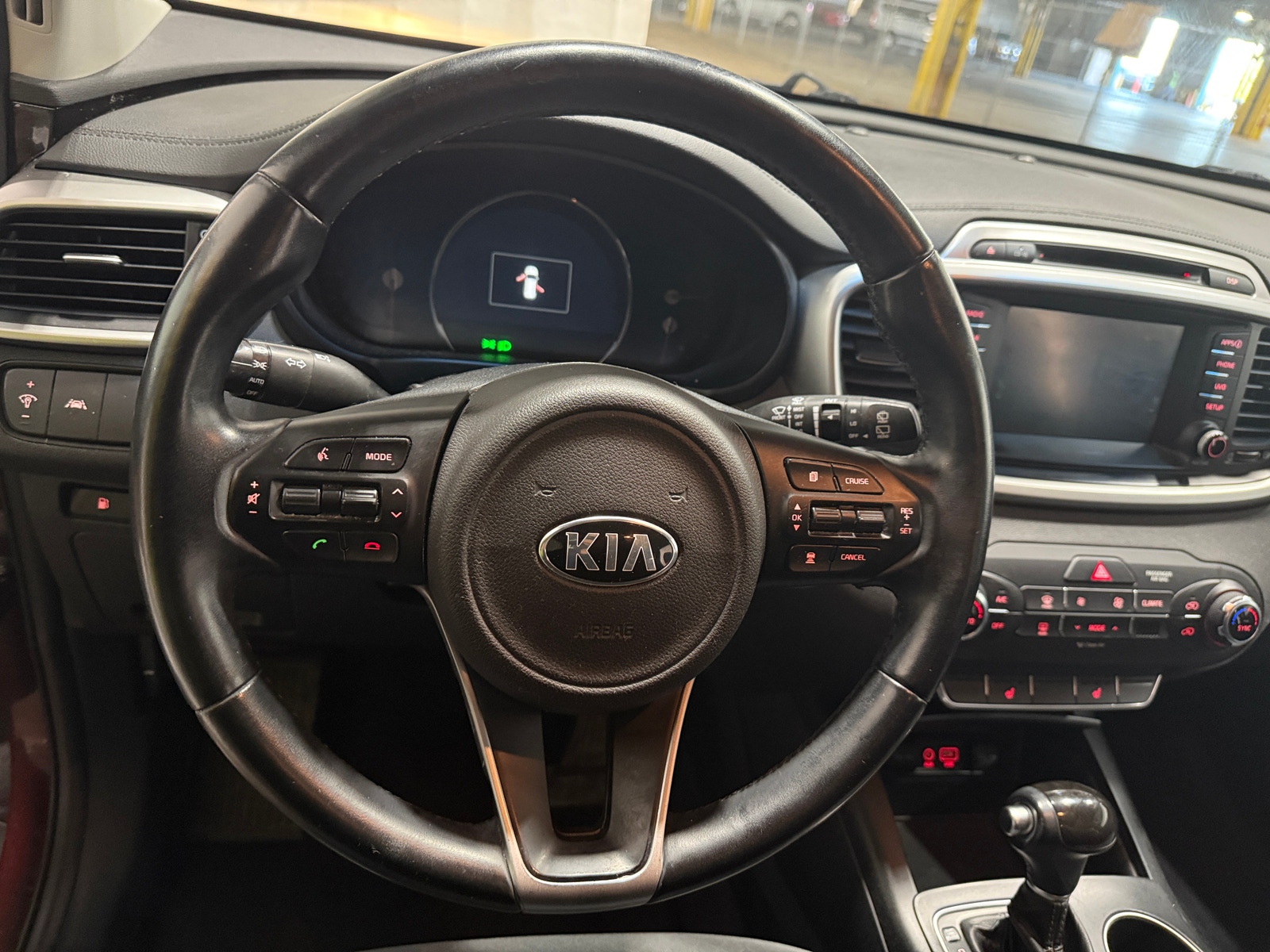 Thumbnail: 2017 Kia Sorento - 5