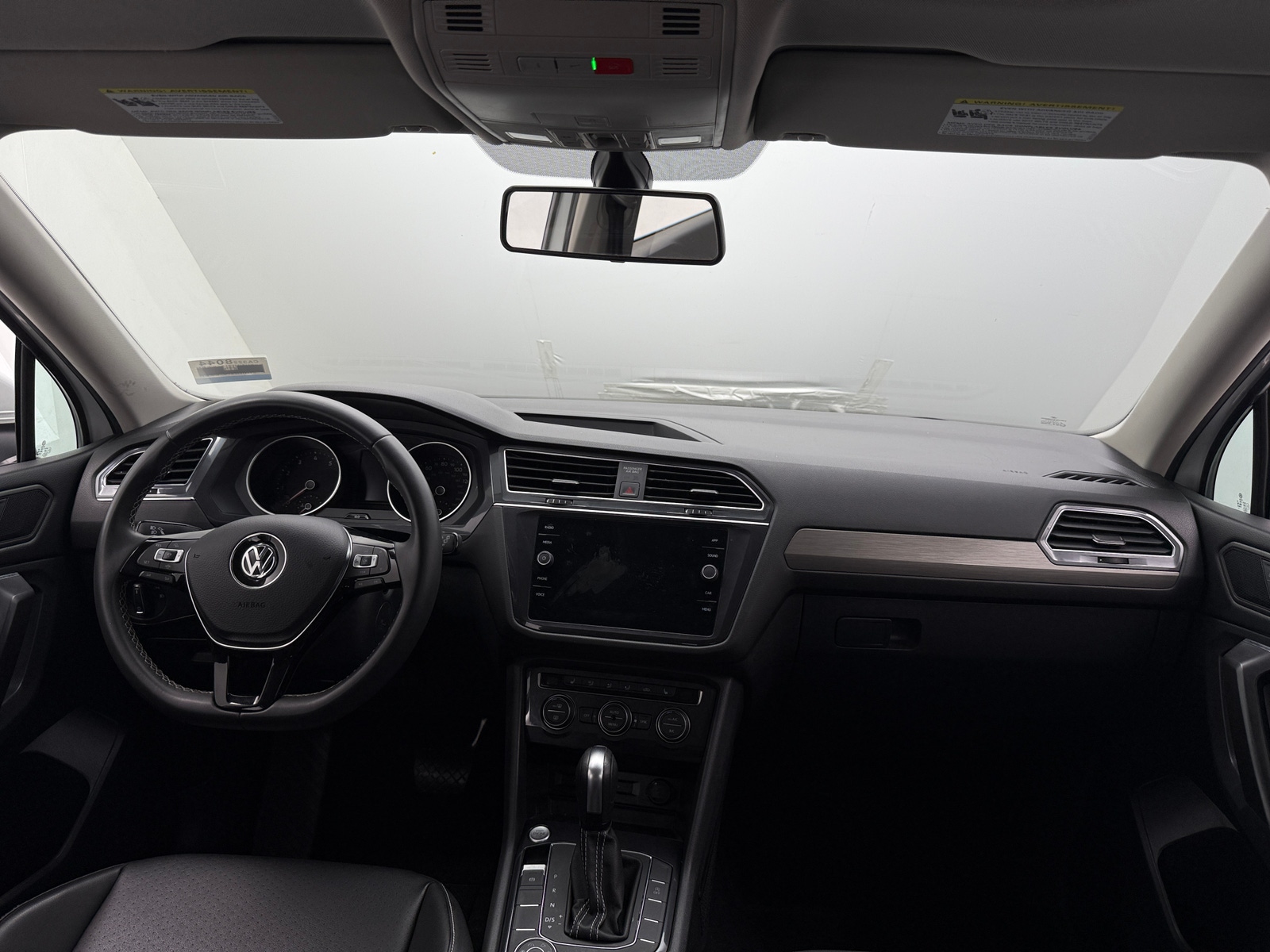Thumbnail: 2021 Volkswagen Tiguan - 2