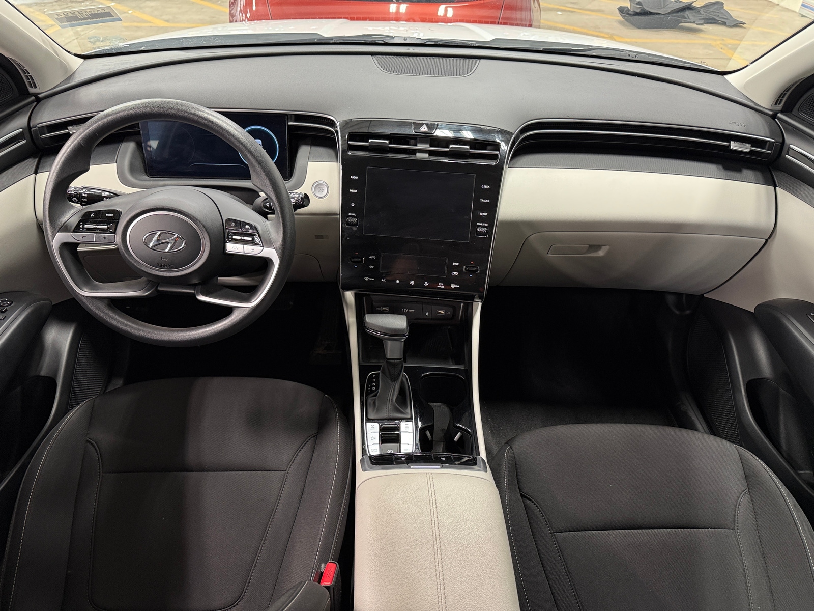 Thumbnail: 2024 Hyundai Tucson - 3
