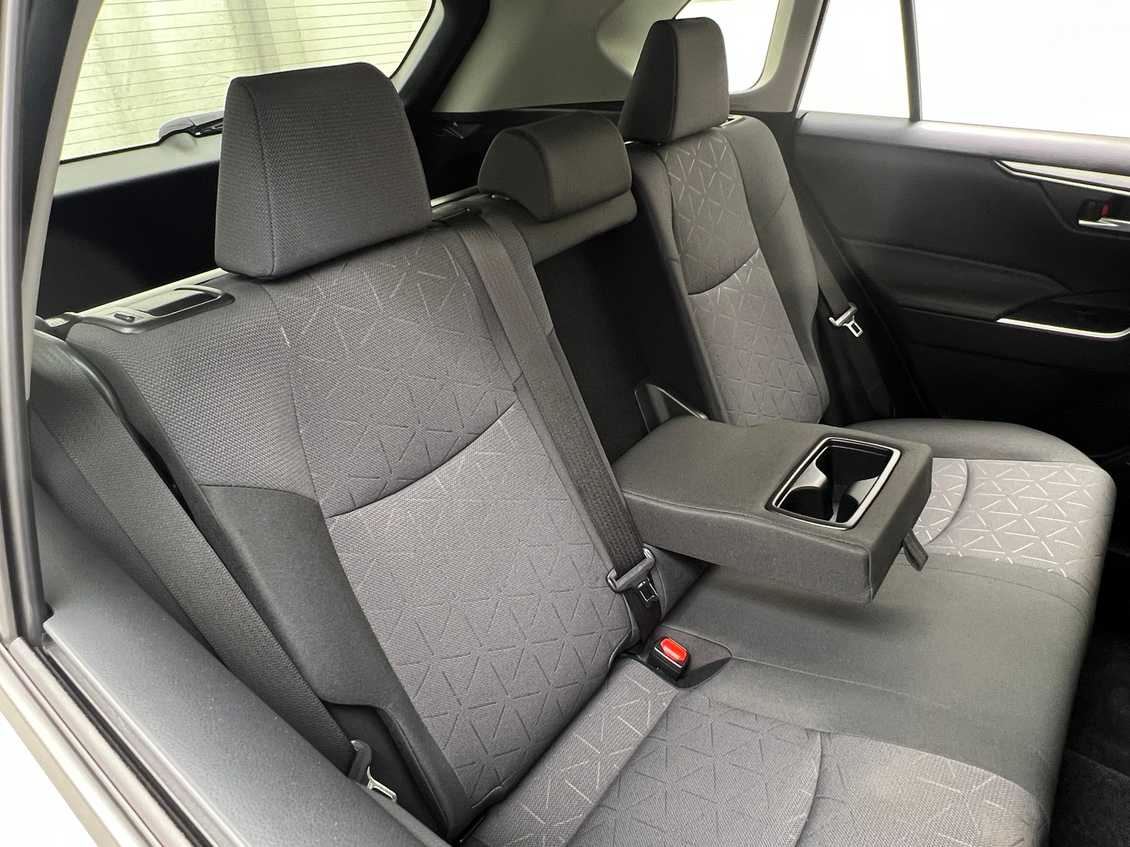 Thumbnail: 2019 Toyota RAV4 - 6