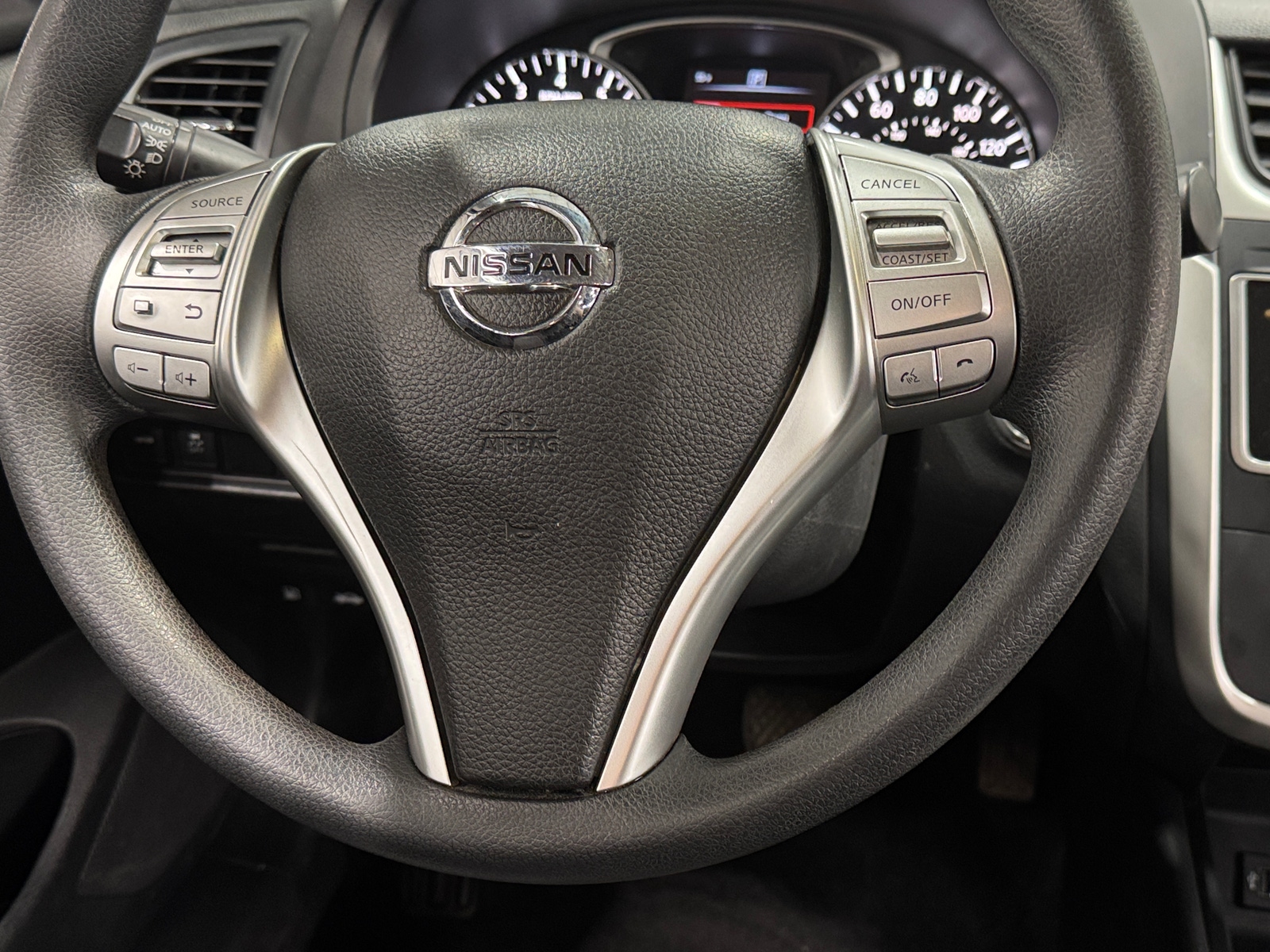 Thumbnail: 2018 Nissan Altima - 5