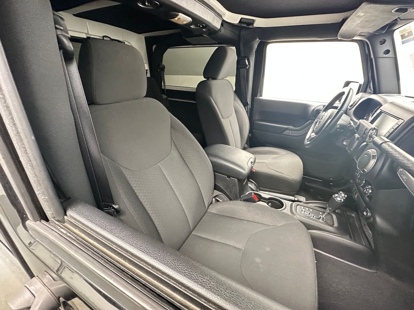 Thumbnail: 2016 Jeep Wrangler - 2