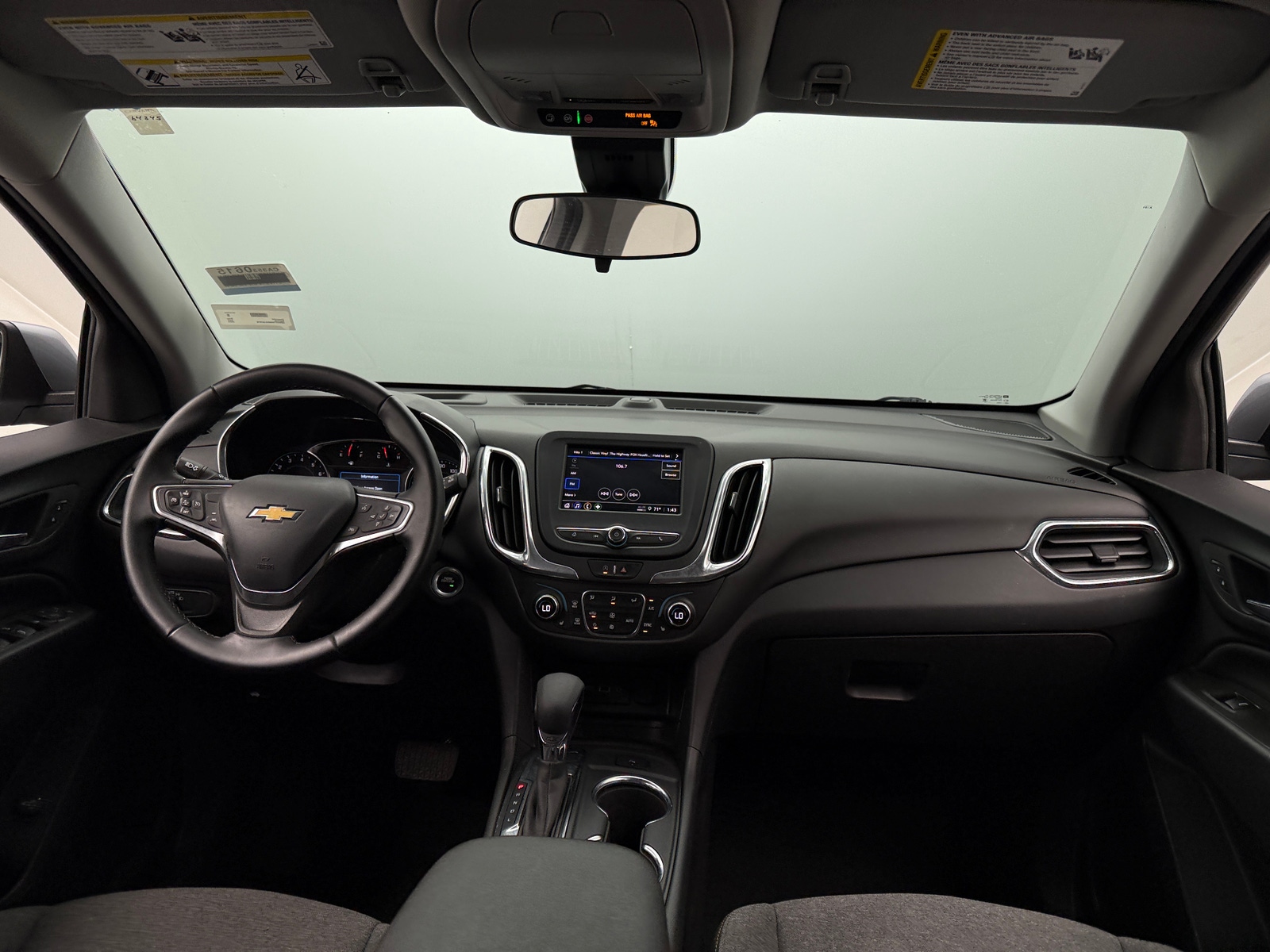 Thumbnail: 2023 Chevrolet Equinox - 3