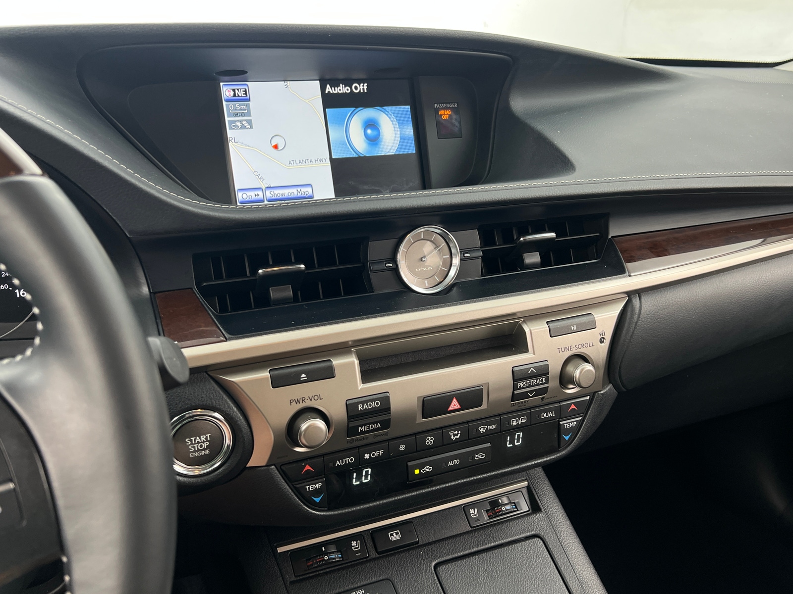 Thumbnail: 2013 Lexus ES - 3