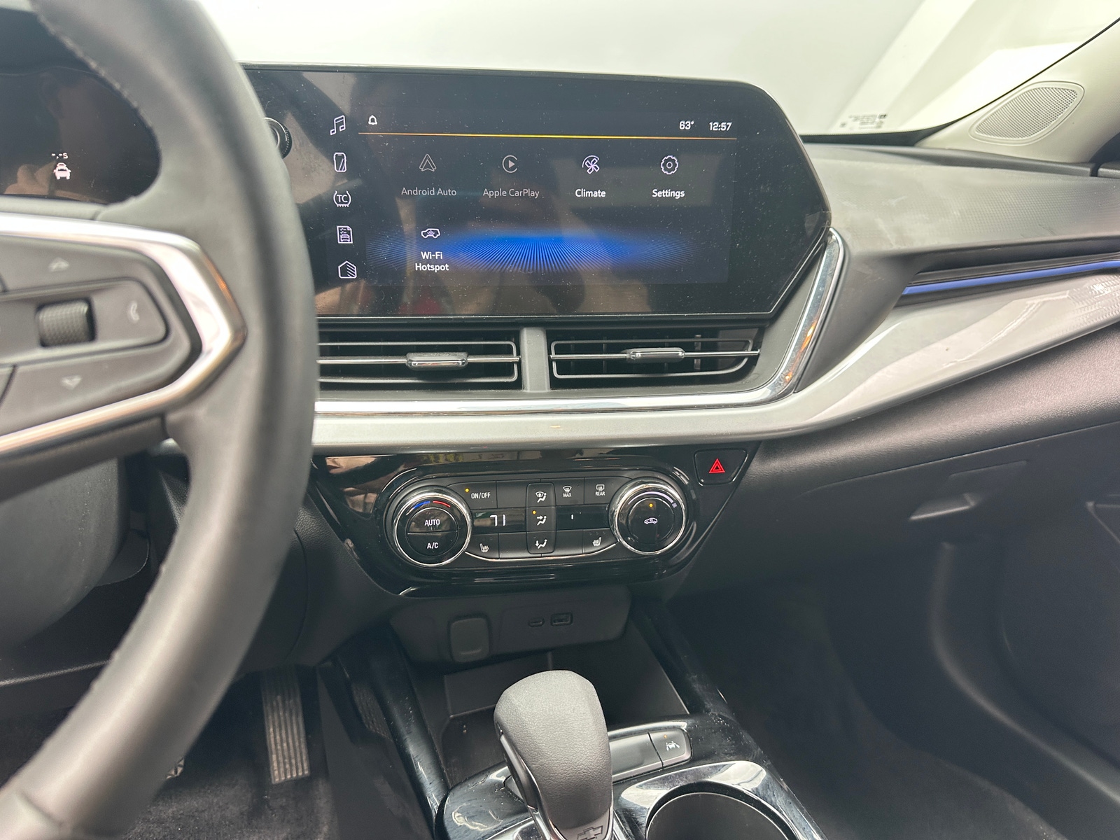 Thumbnail: 2025 Chevrolet Trax - 4