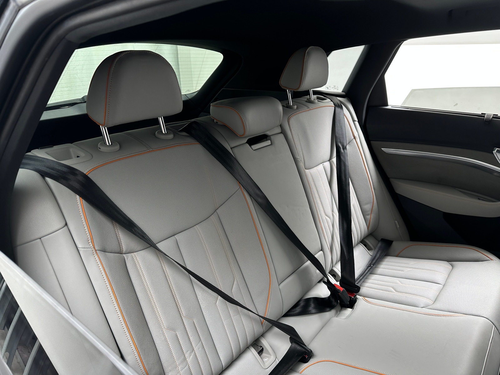 Thumbnail: 2023 Audi e-tron - 5