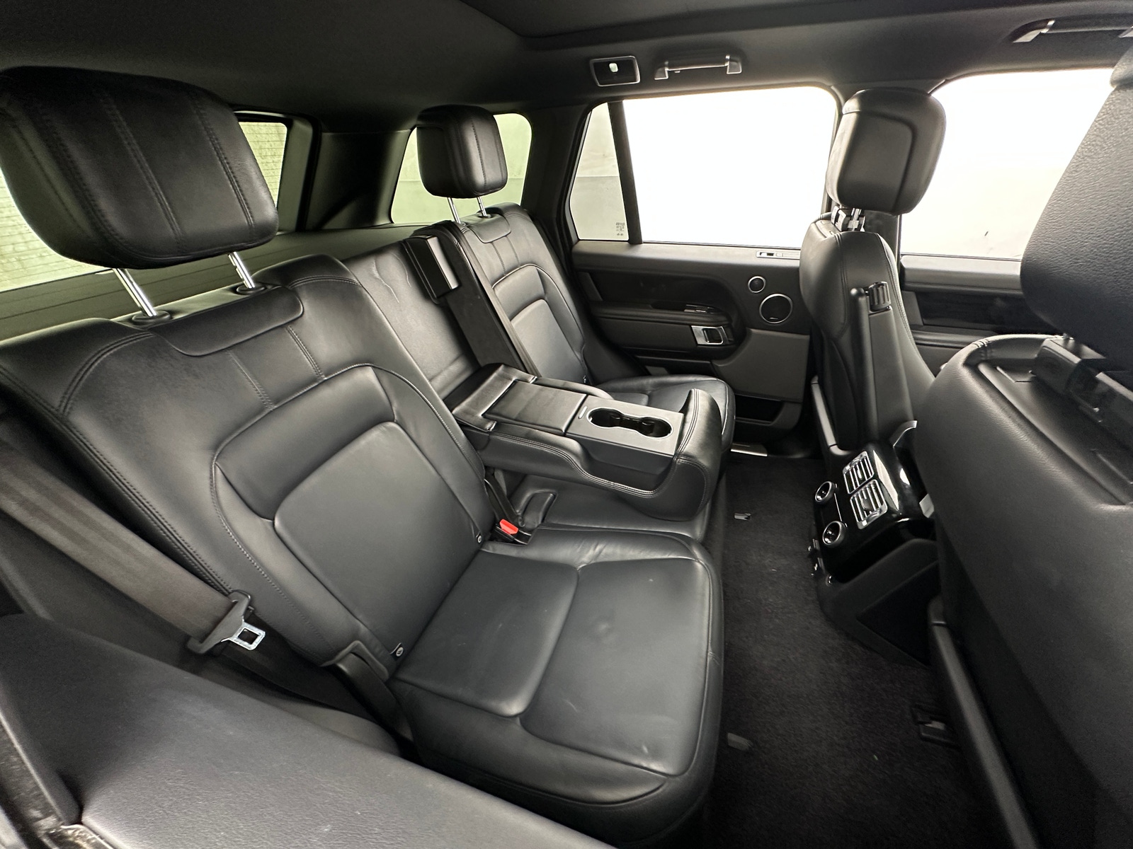 Thumbnail: 2020 Land Rover Range Rover - 5