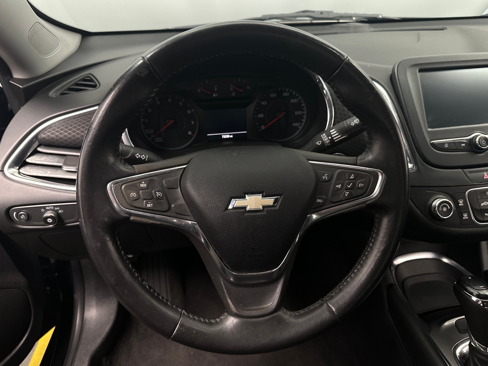 Thumbnail: 2017 Chevrolet Malibu - 5