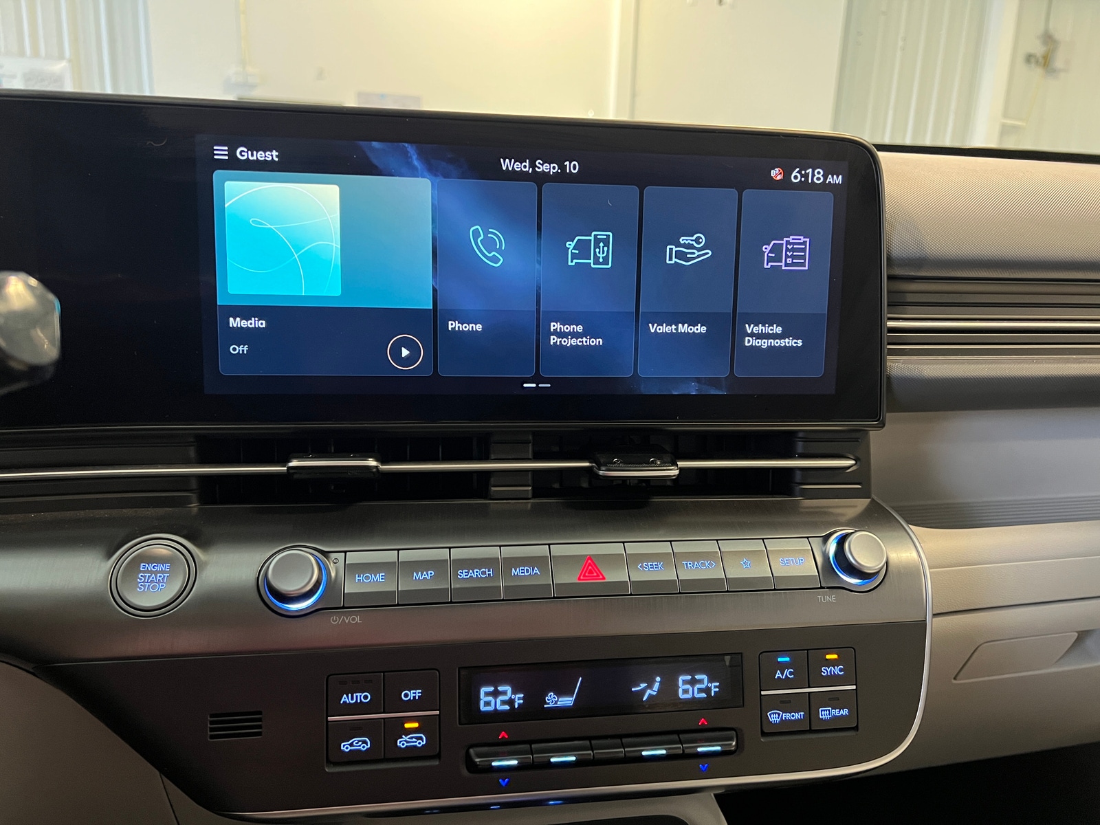 Thumbnail: 2025 Hyundai Kona - 4