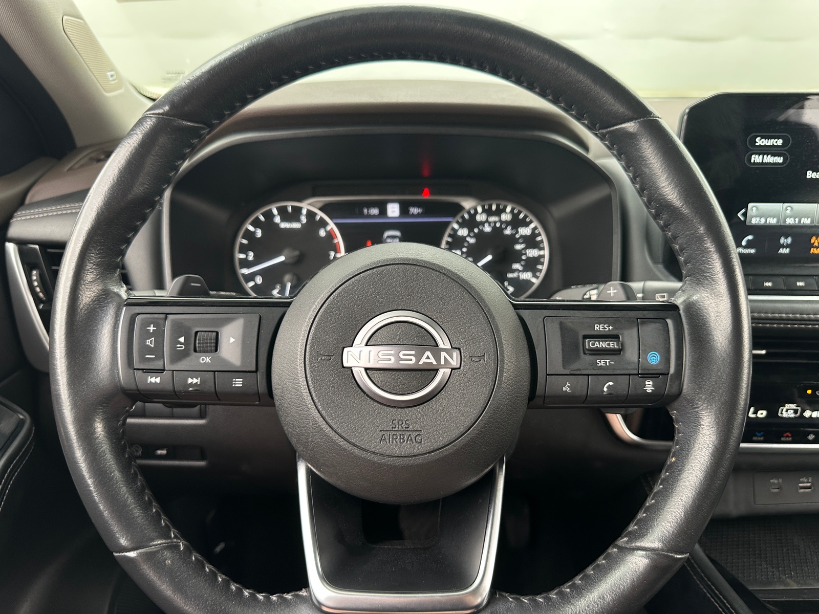 Thumbnail: 2023 Nissan Rogue - 4