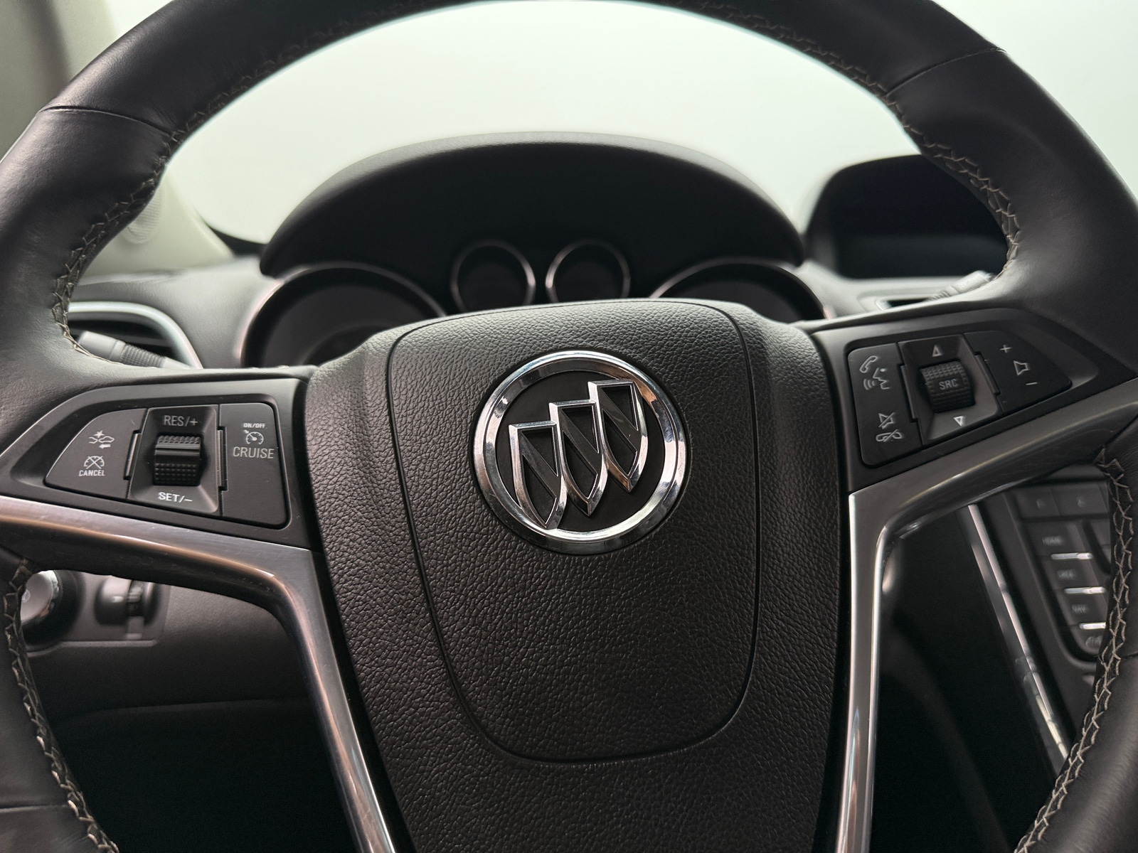 Thumbnail: 2014 Buick Encore - 4