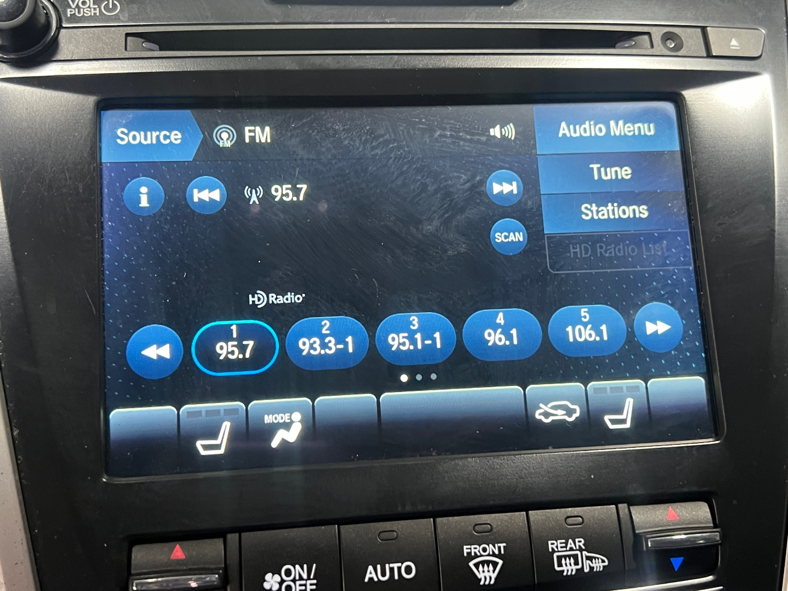 Thumbnail: 2018 Acura TLX - 3