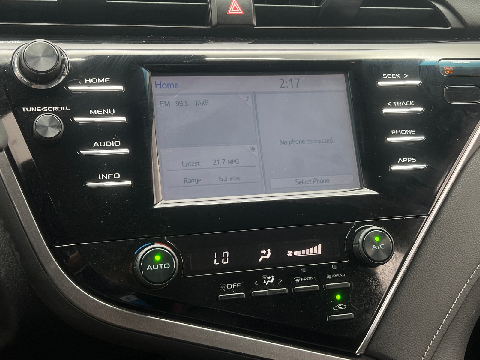 Thumbnail: 2018 Toyota Camry - 4
