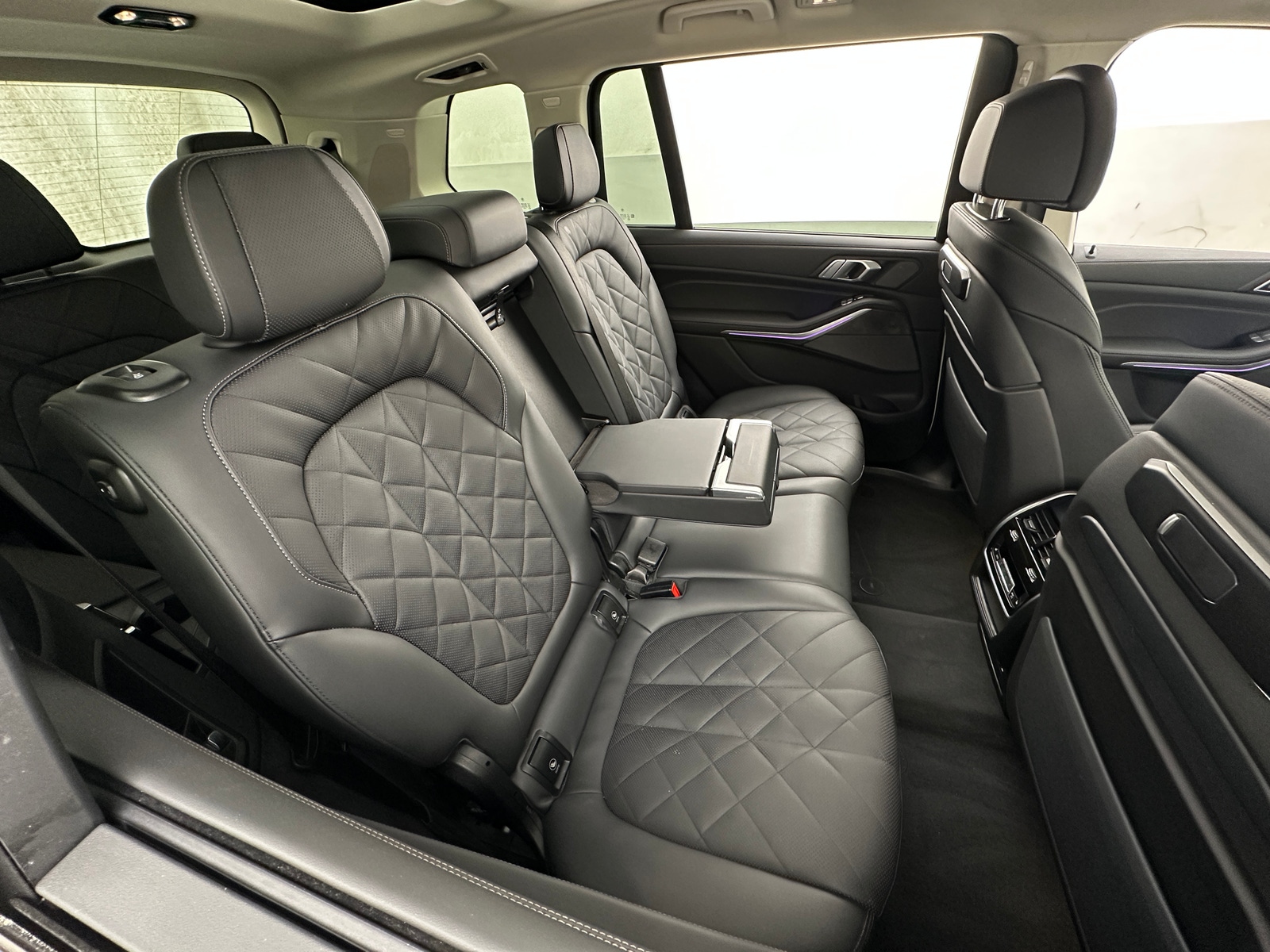 Thumbnail: 2025 BMW X7 - 5