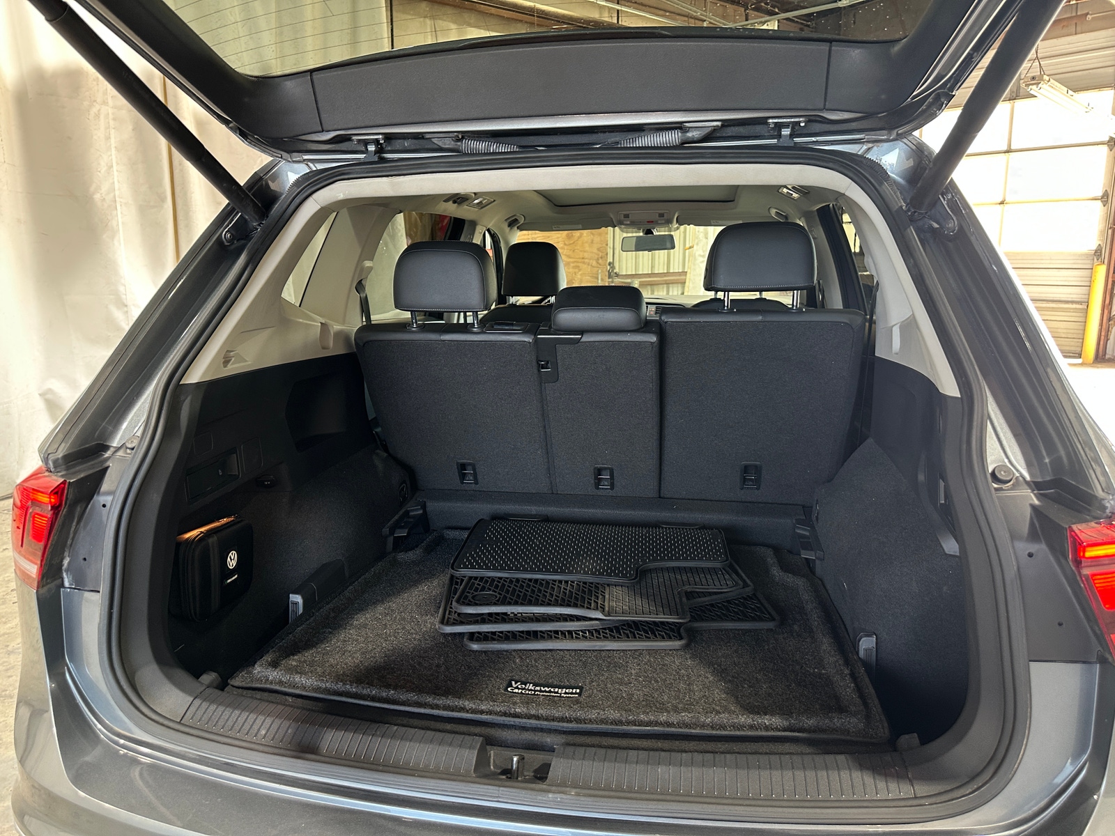 Thumbnail: 2019 Volkswagen Tiguan - 7