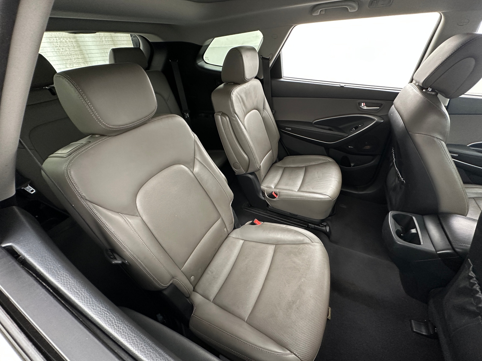 Thumbnail: 2017 Hyundai Santa Fe - 5