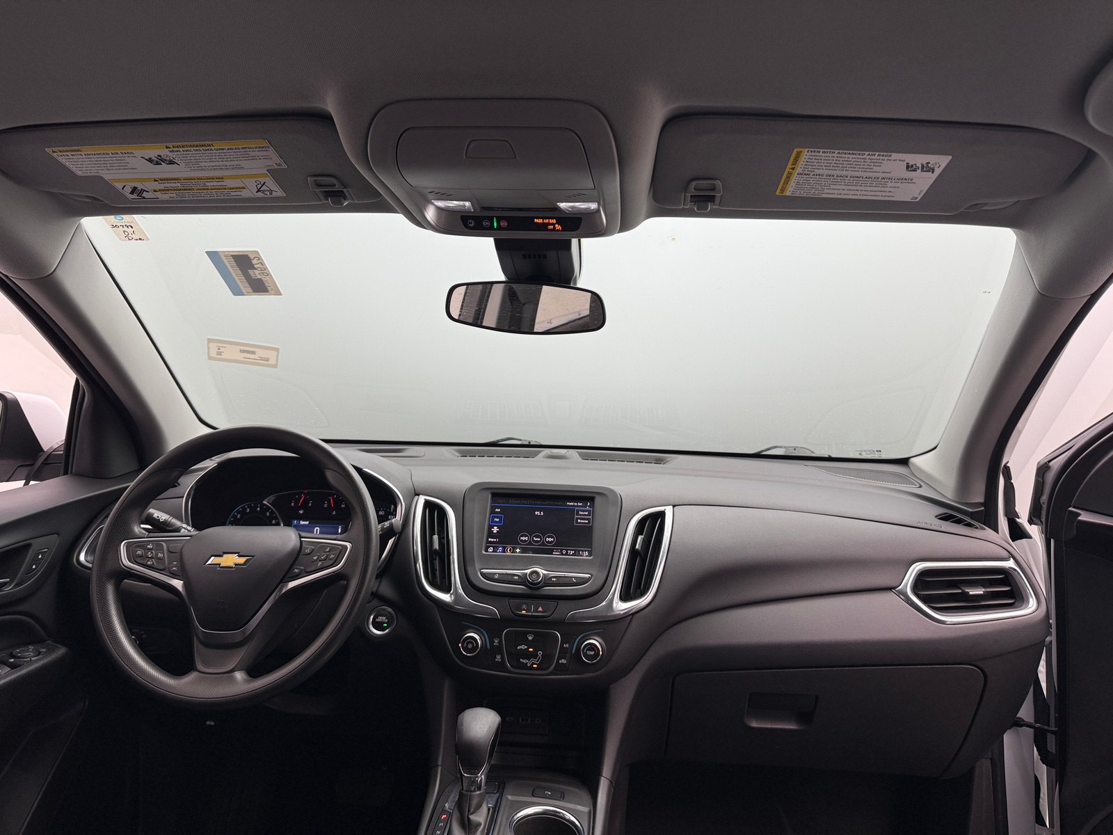 Thumbnail: 2023 Chevrolet Equinox - 3