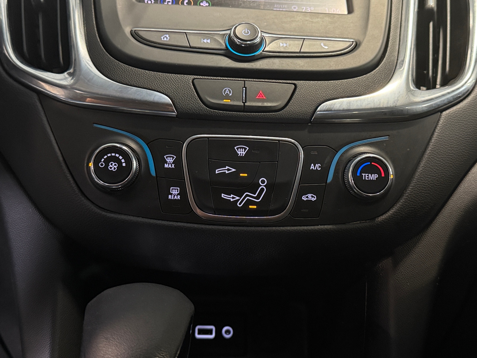 Thumbnail: 2023 Chevrolet Equinox - 4
