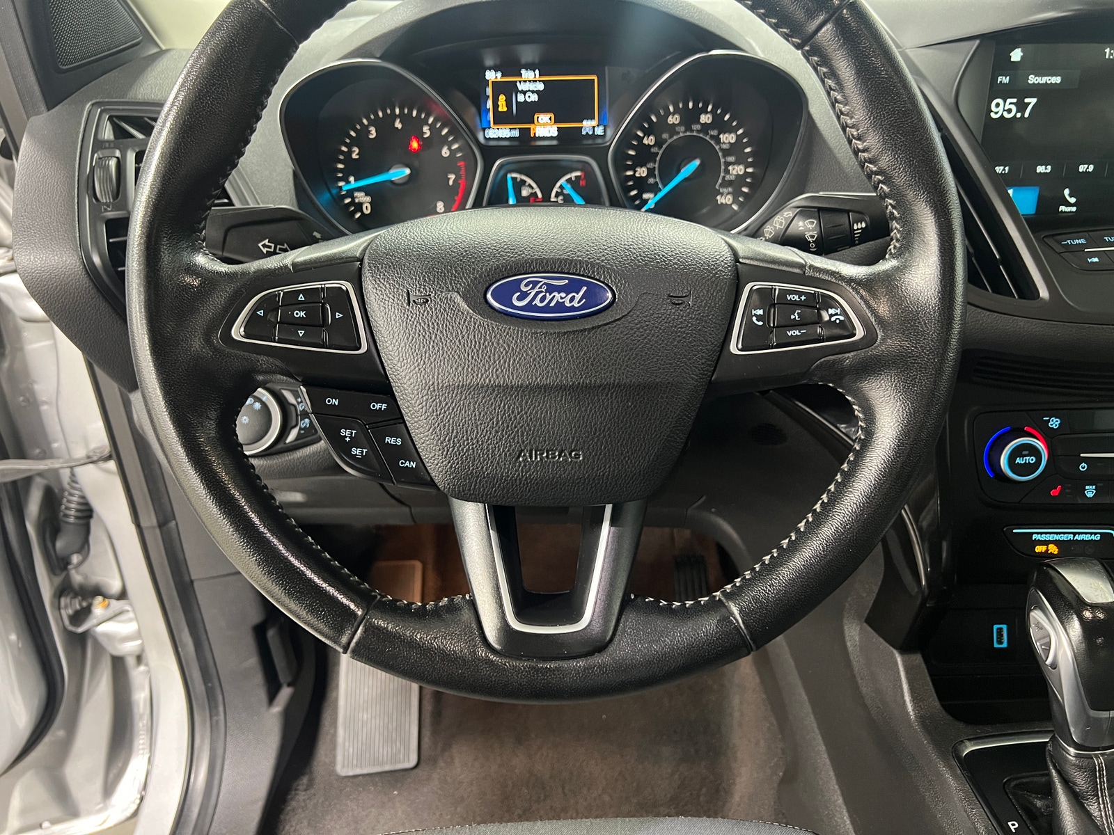 Thumbnail: 2019 Ford Escape - 5