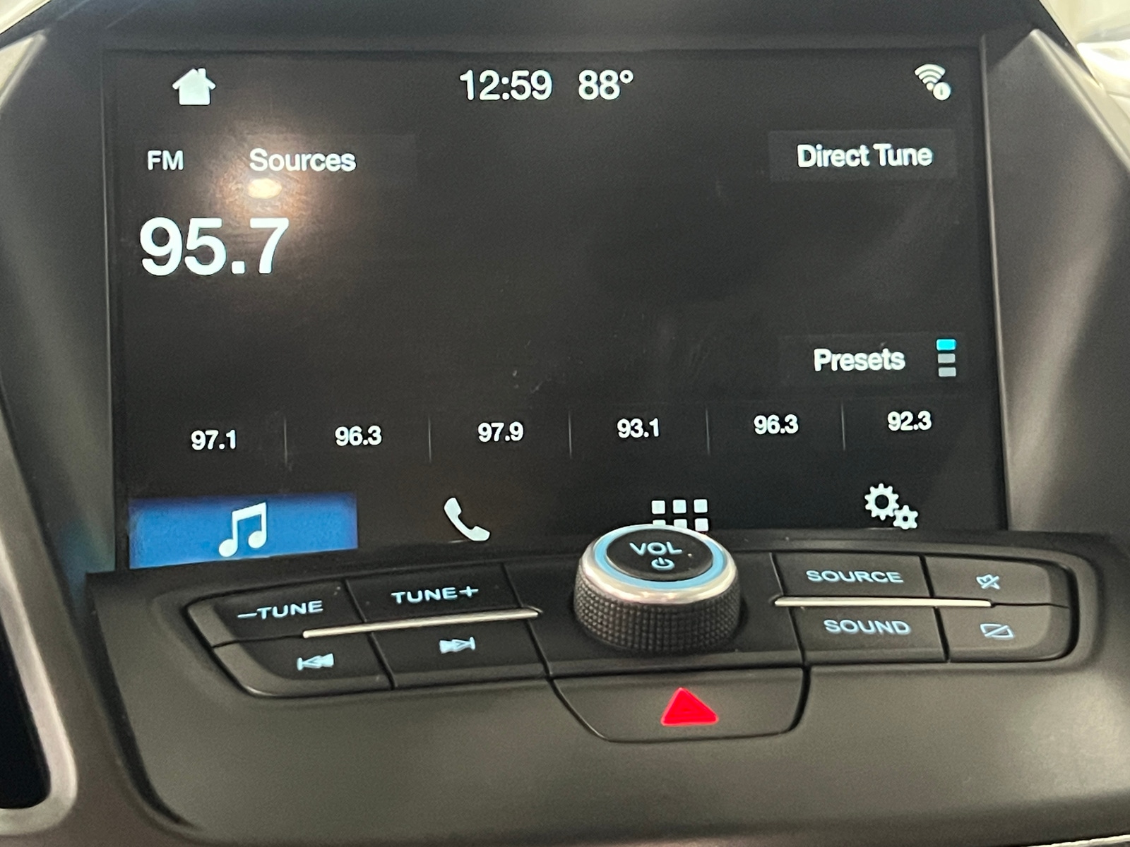 Thumbnail: 2019 Ford Escape - 4