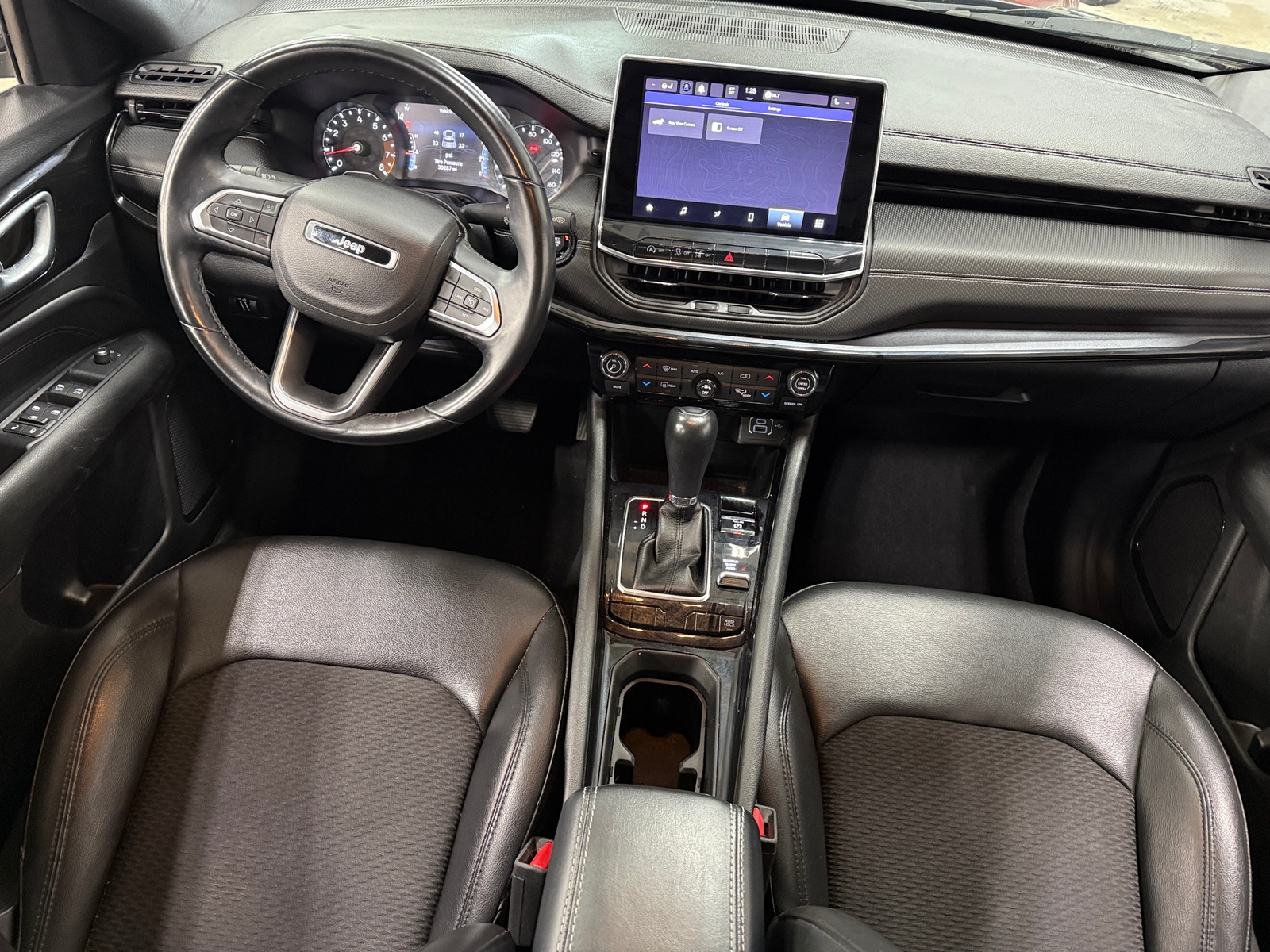 Thumbnail: 2022 Jeep Compass - 3