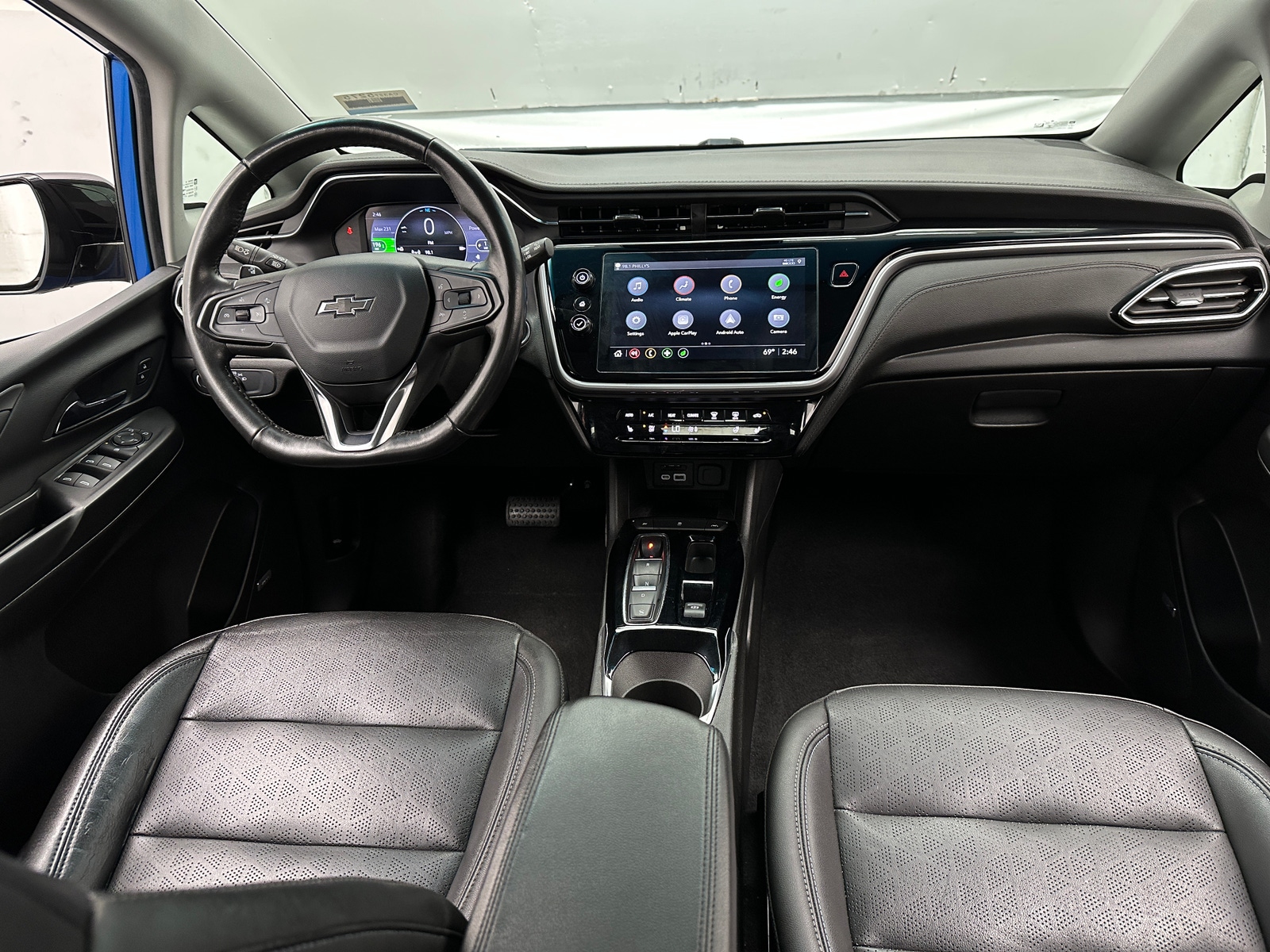 Thumbnail: 2022 Chevrolet Bolt EV - 2